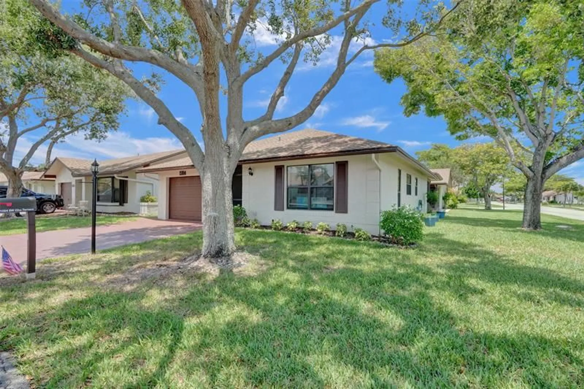 Property Slideshow image 3 of 80 | 1584 sw 22nd ter, Deerfield Beach, FL, 33442