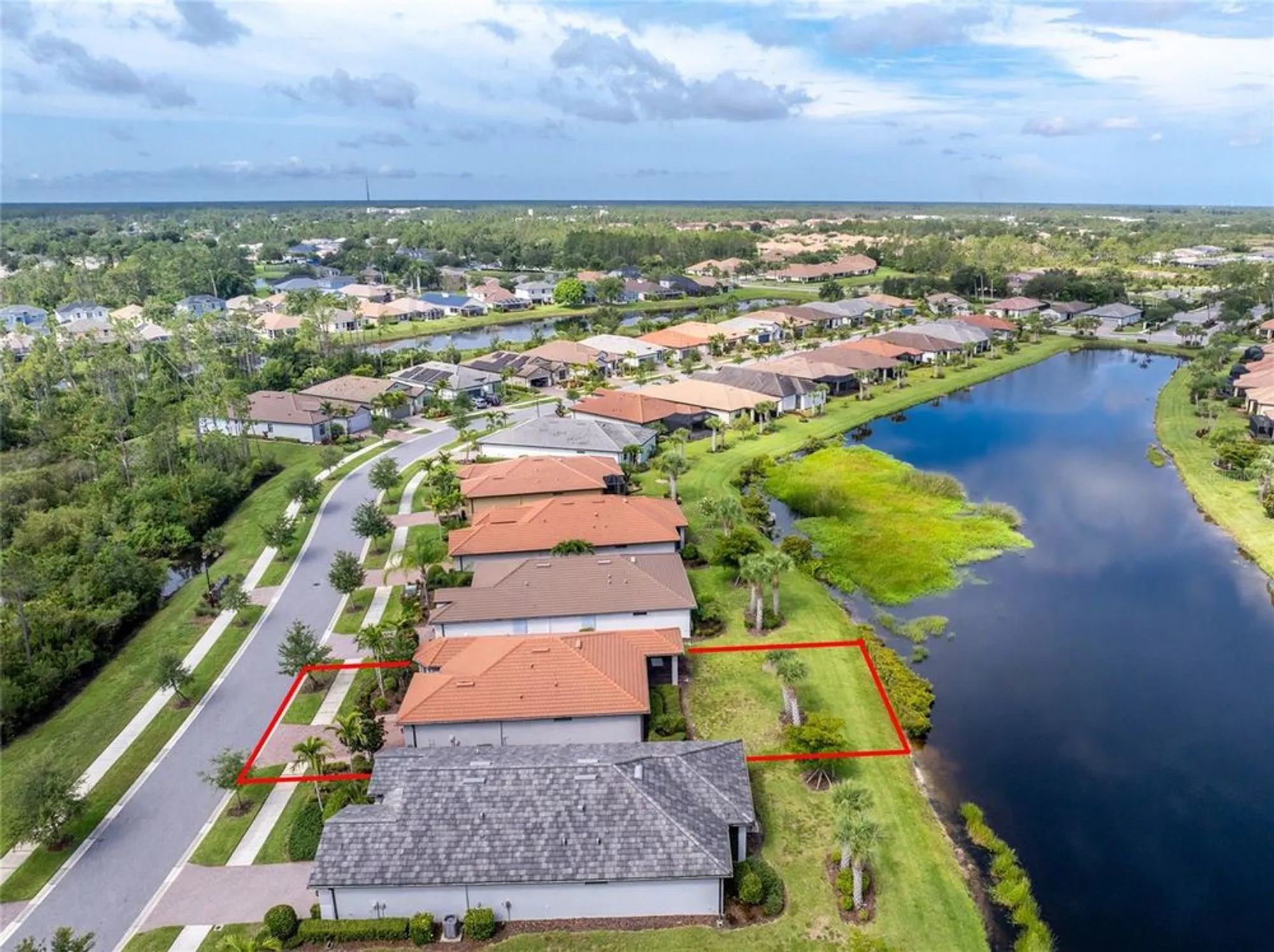 Property Slideshow image 51 of 66 | 1530 hyssop loop, North Port, FL, 34289