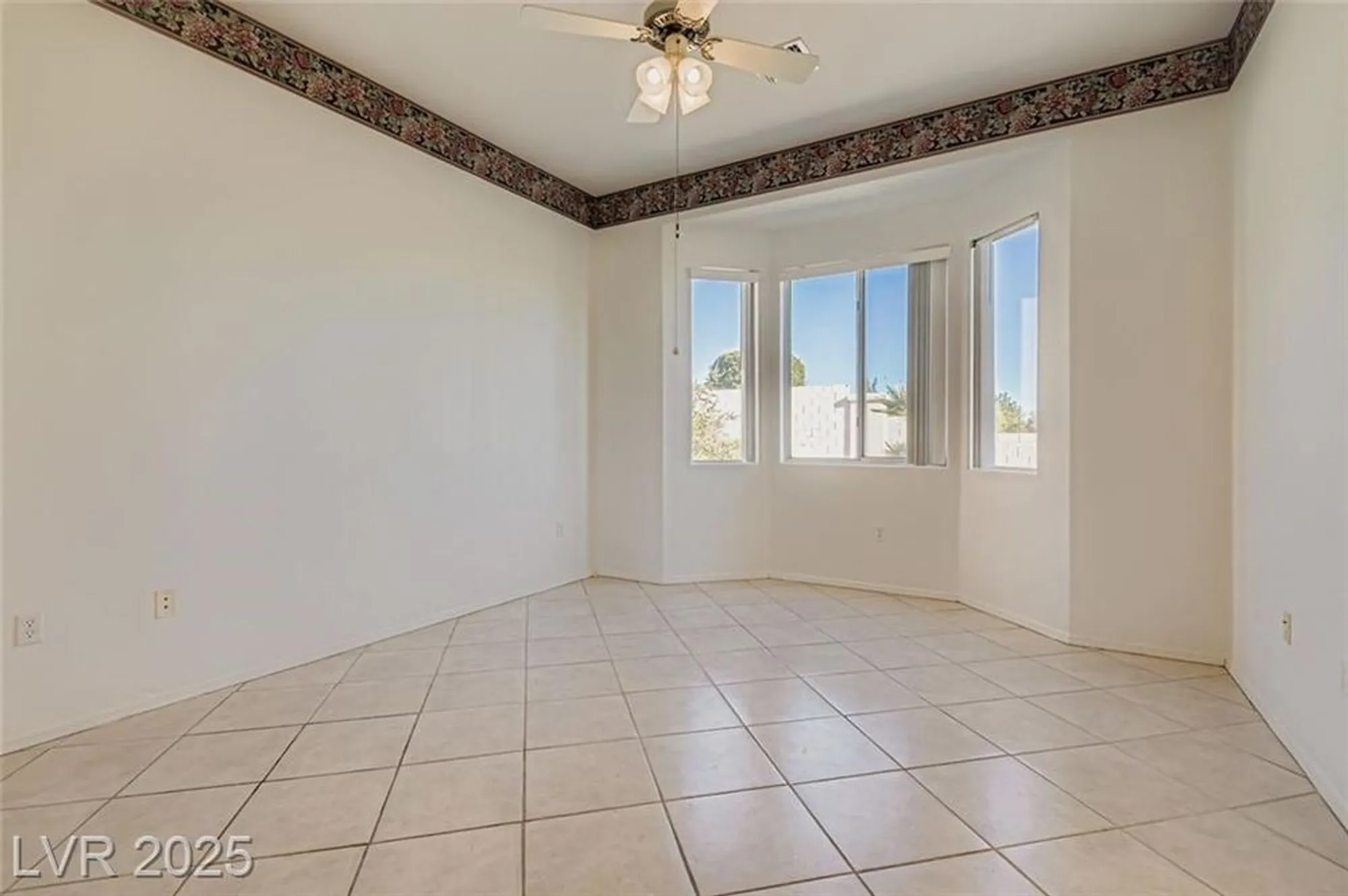 Property Slideshow image 19 of 33 | 10824 hot oak springs ave, Las Vegas, NV, 89134