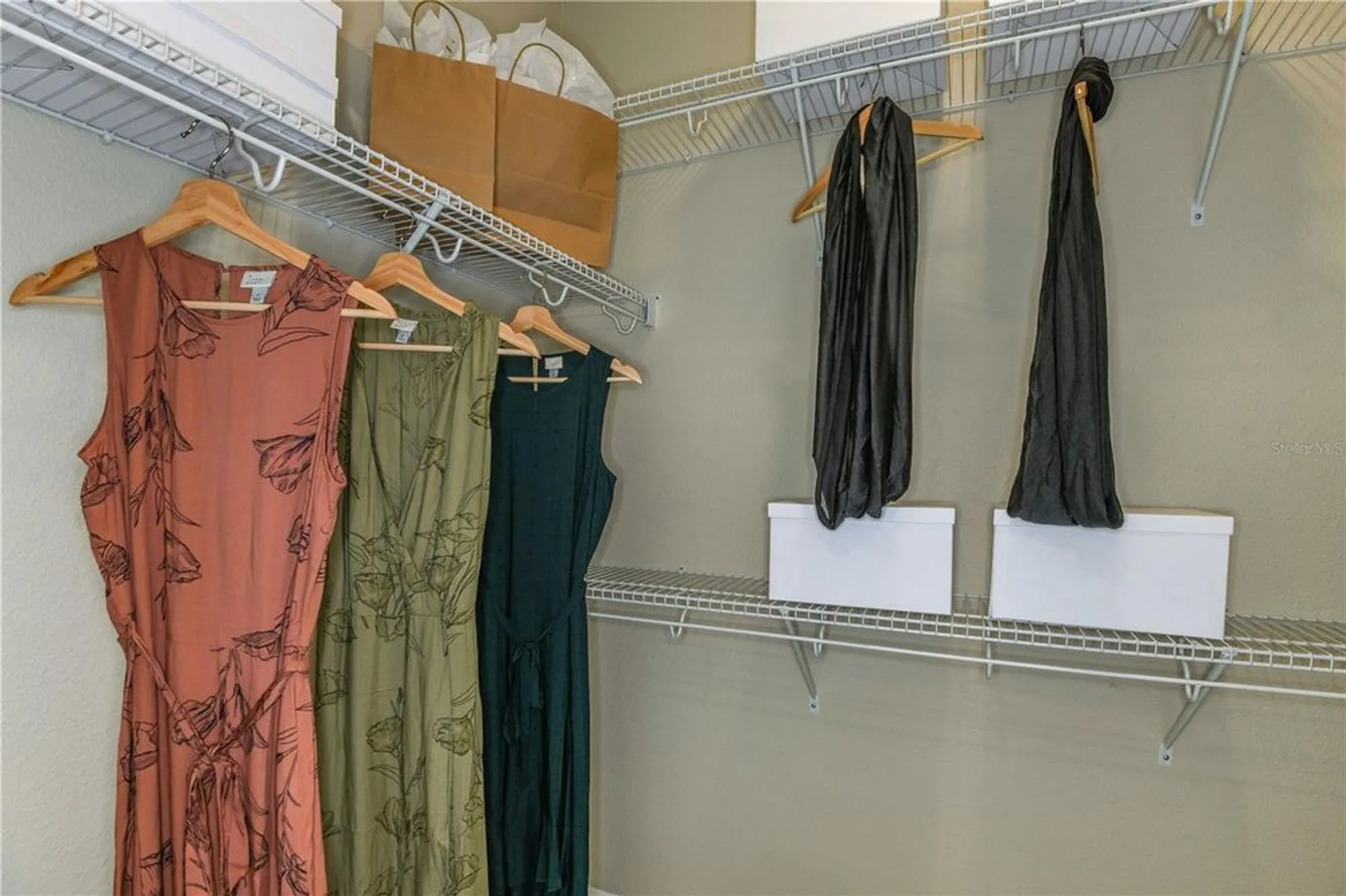 Property Slideshow image 21 of 64 | 18352 rockport pl, Lakewood Ranch, FL, 34211