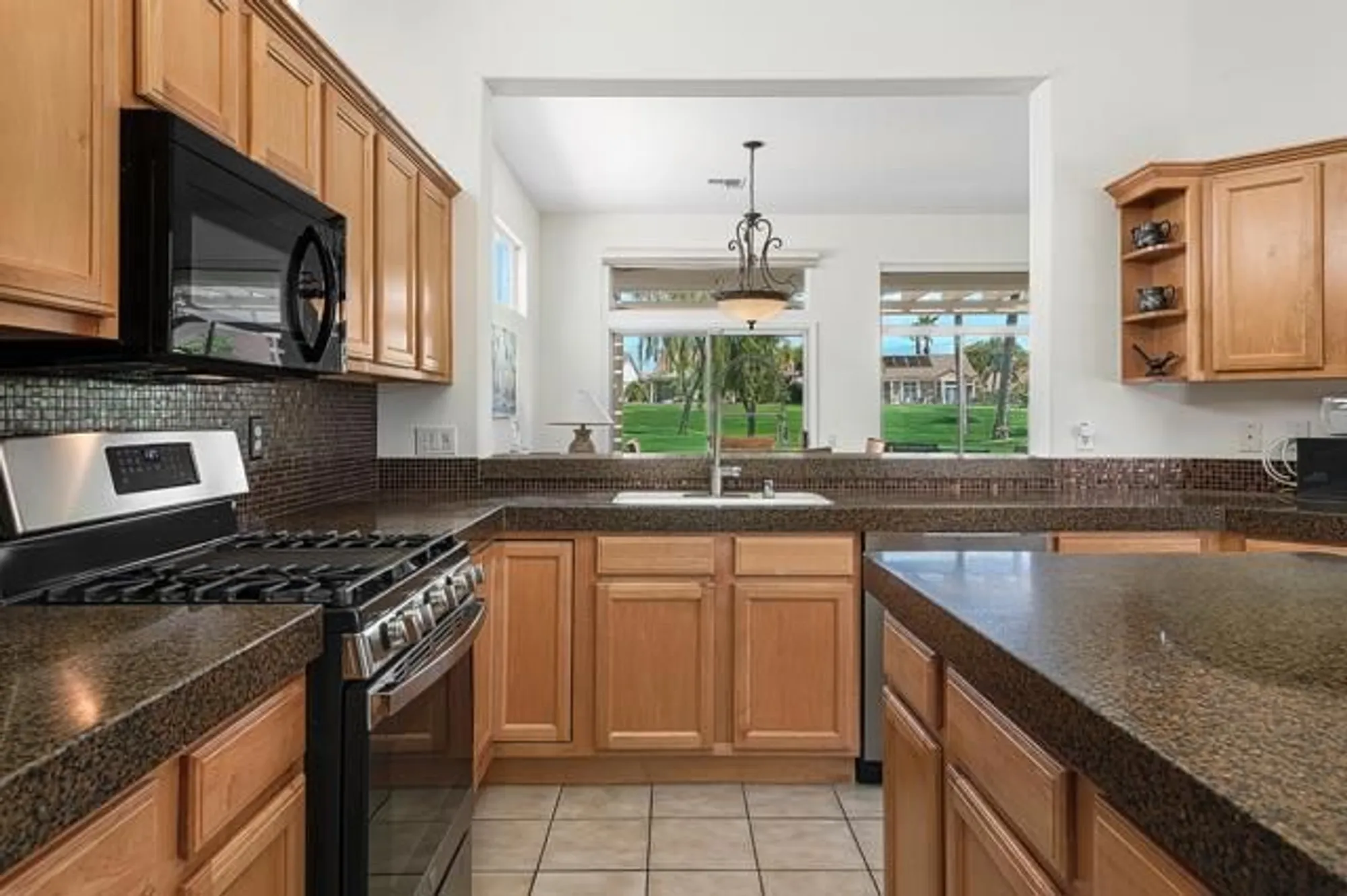 Property Slideshow image 10 of 34 | 78700 sunrise mountain vw, Palm Desert, CA, 92211