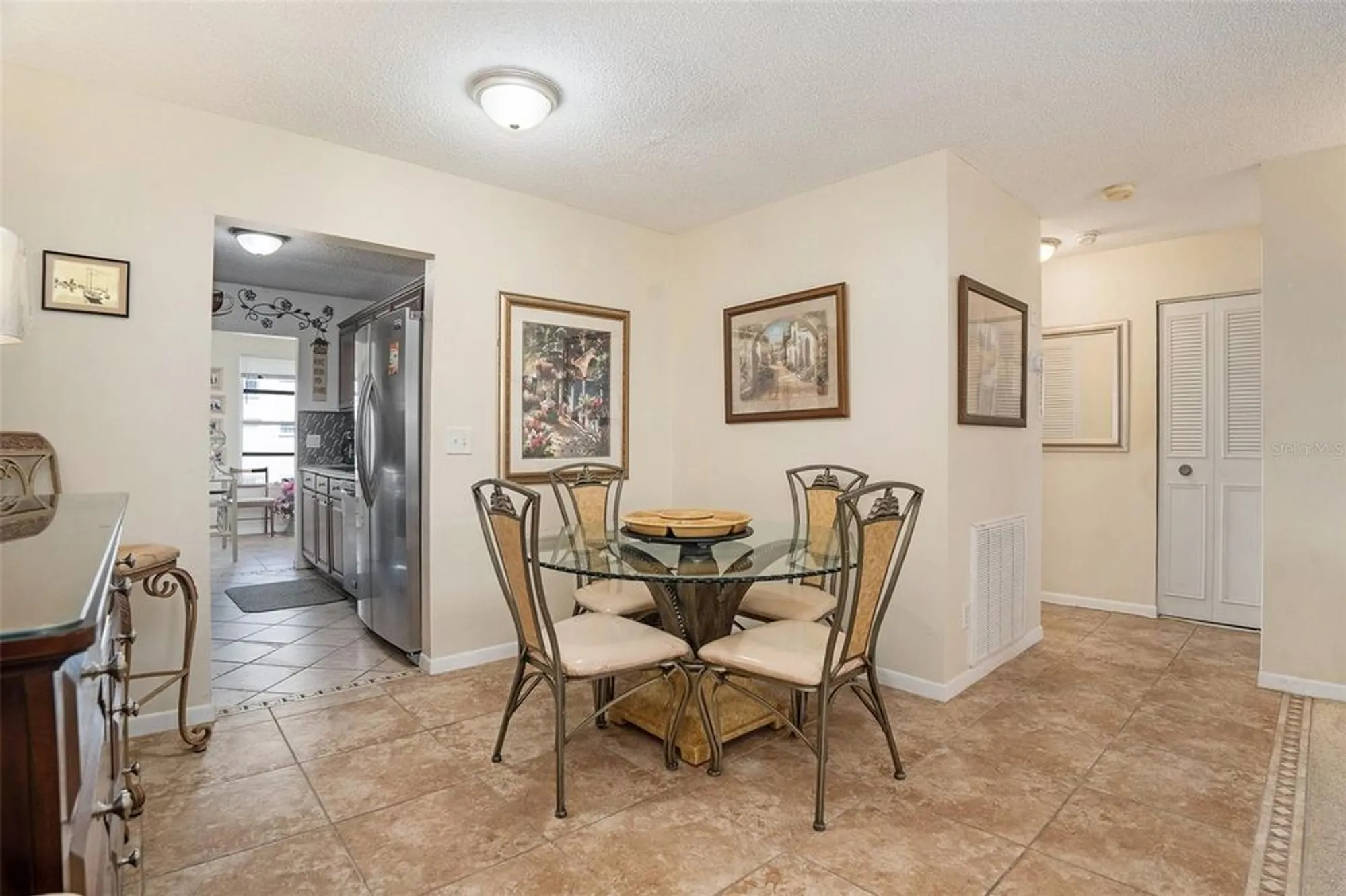Property Slideshow image 9 of 41 | 2960 59th st 411, Gulfport, FL, 33707