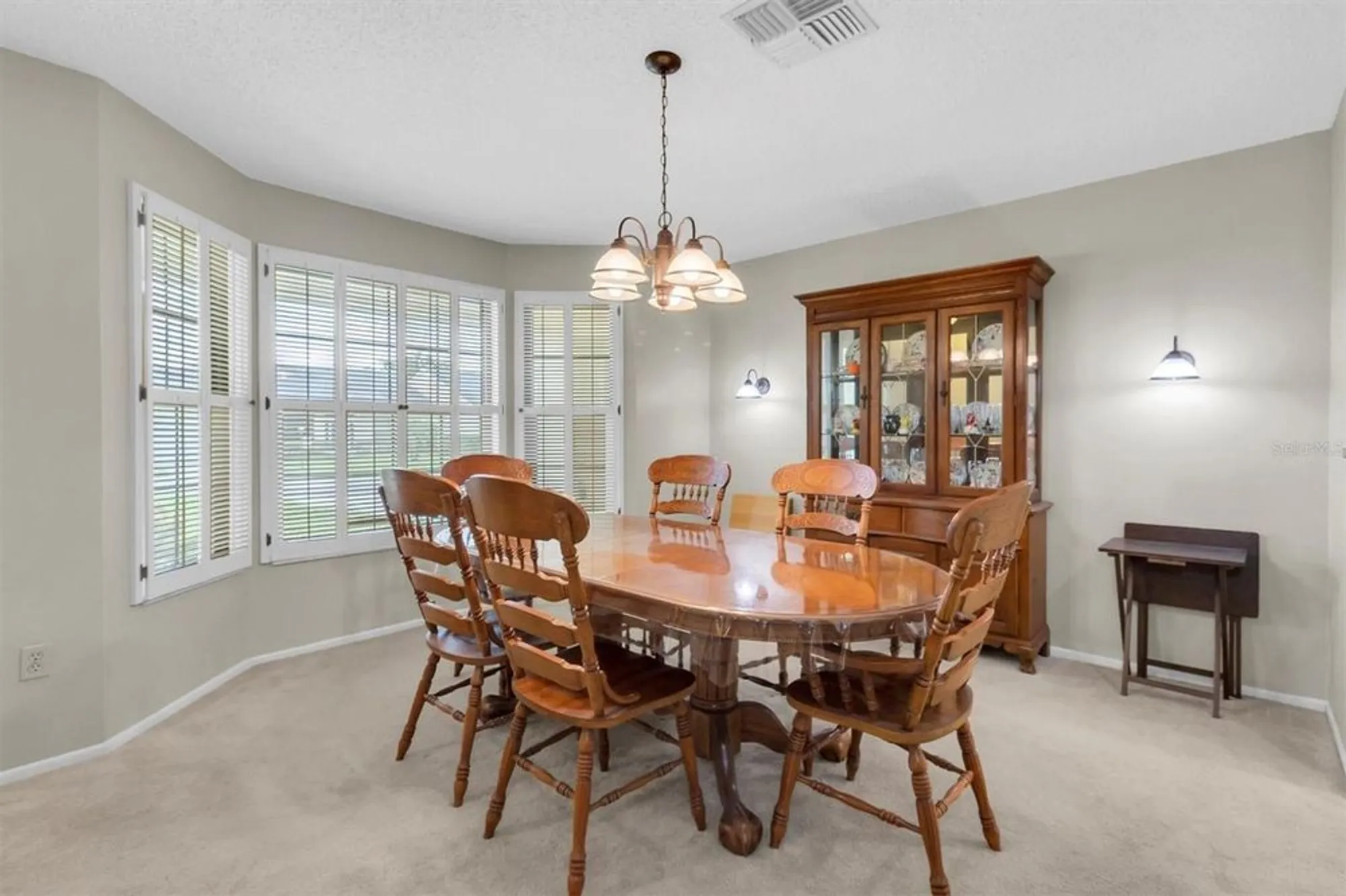 Property Slideshow image 11 of 54 | 9444 rockbridge cir, New Port Richey, FL, 34655
