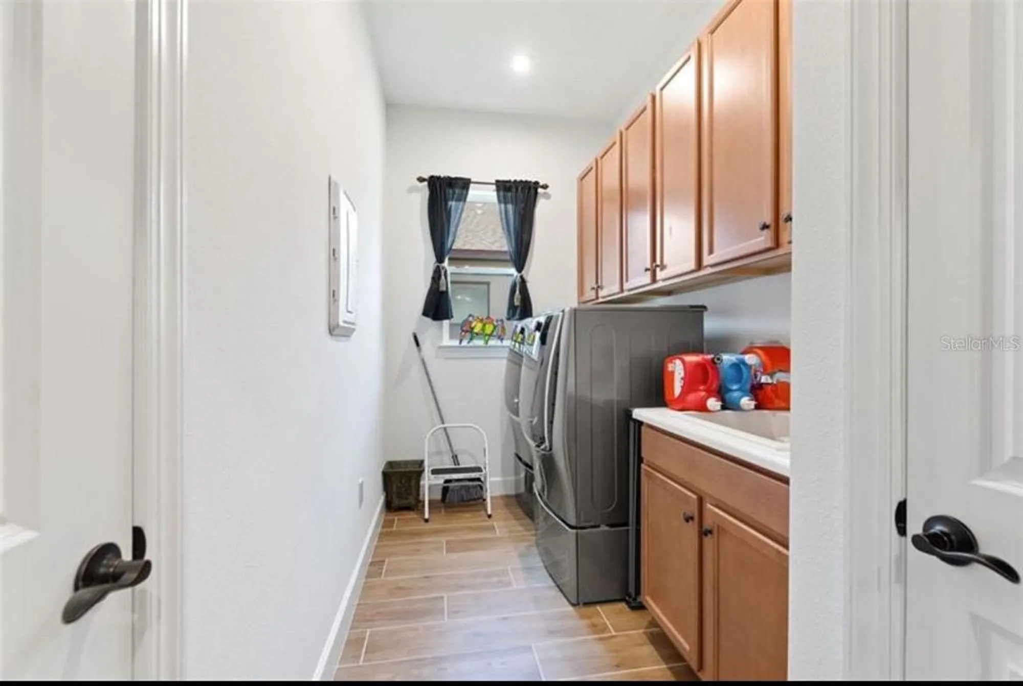 Property Slideshow image 13 of 14 | 972 ladera ranch rd, Kissimmee, FL, 34759