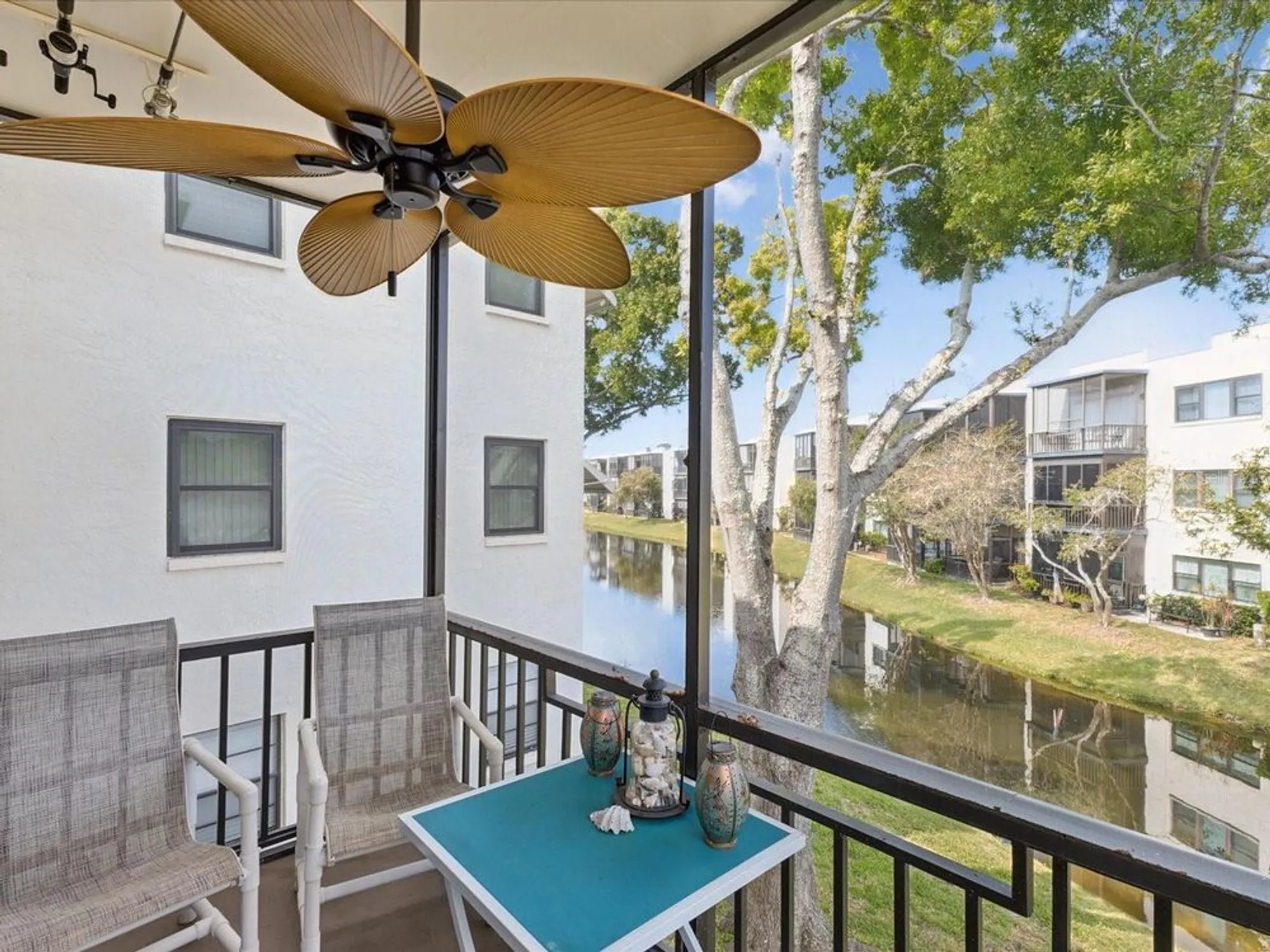 Property Slideshow image 13 of 20 | 5980 terrace park dr n unit 214, Saint Petersburg, FL, 33709