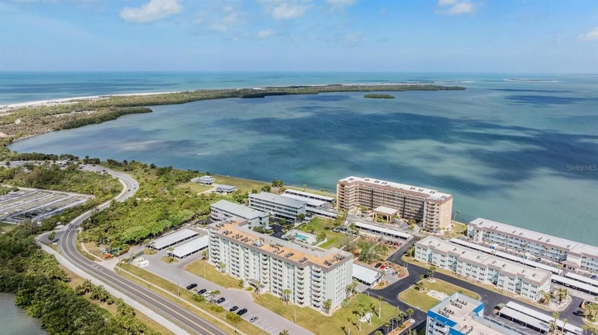 Property Slideshow image 10 of 62 | 9 forbes pl 205, Dunedin, FL, 34698