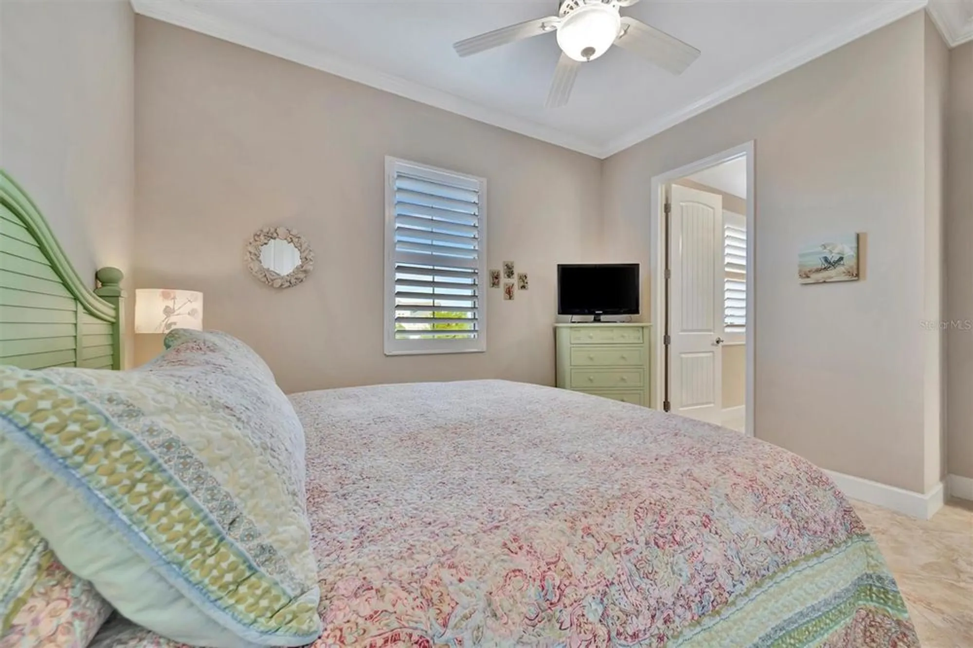 Property Slideshow image 51 of 96 | 246 sapphire lake dr 201, Bradenton, FL, 34209