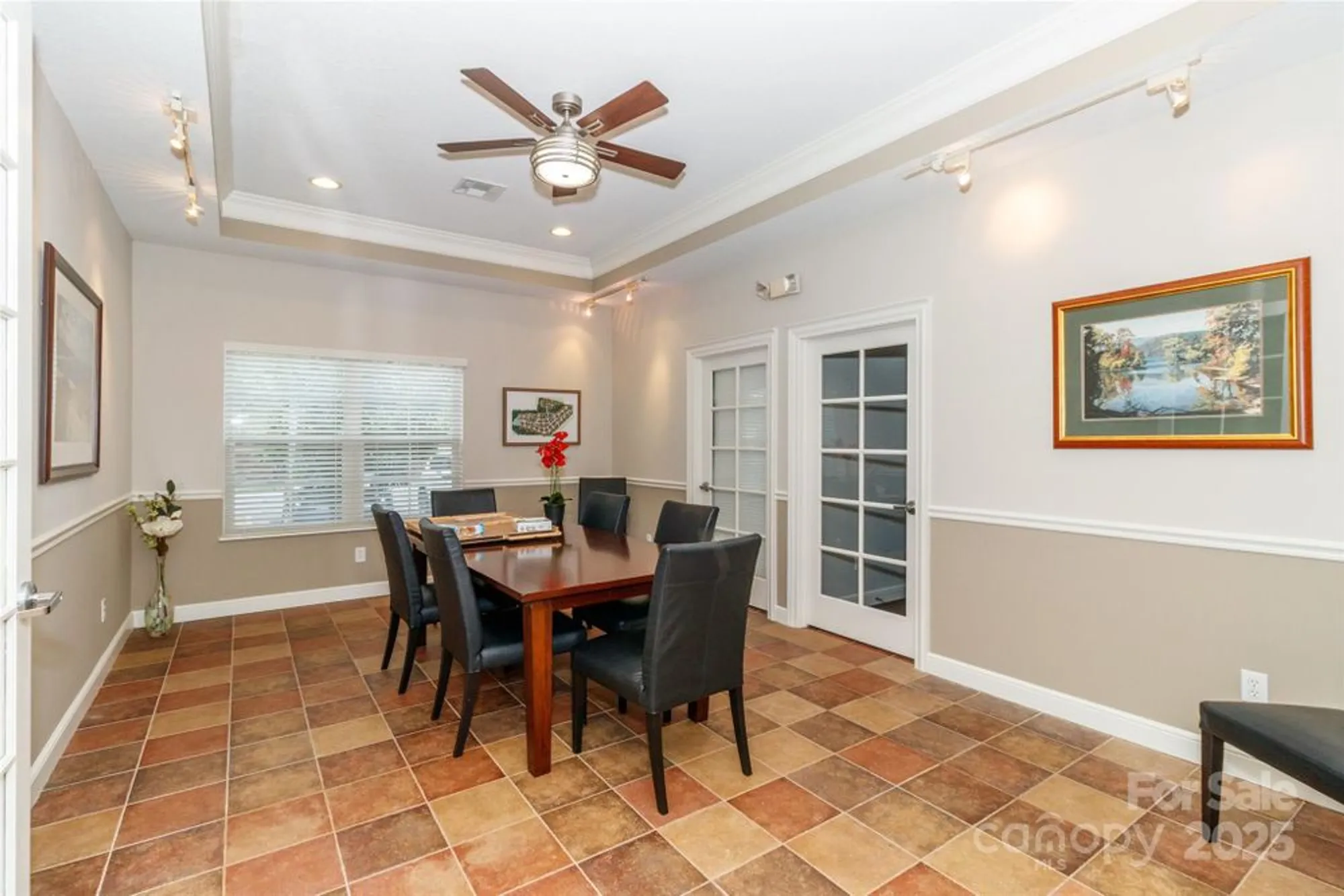 Property Slideshow image 33 of 46 | 4423 parkgate dr, Matthews, NC, 28105