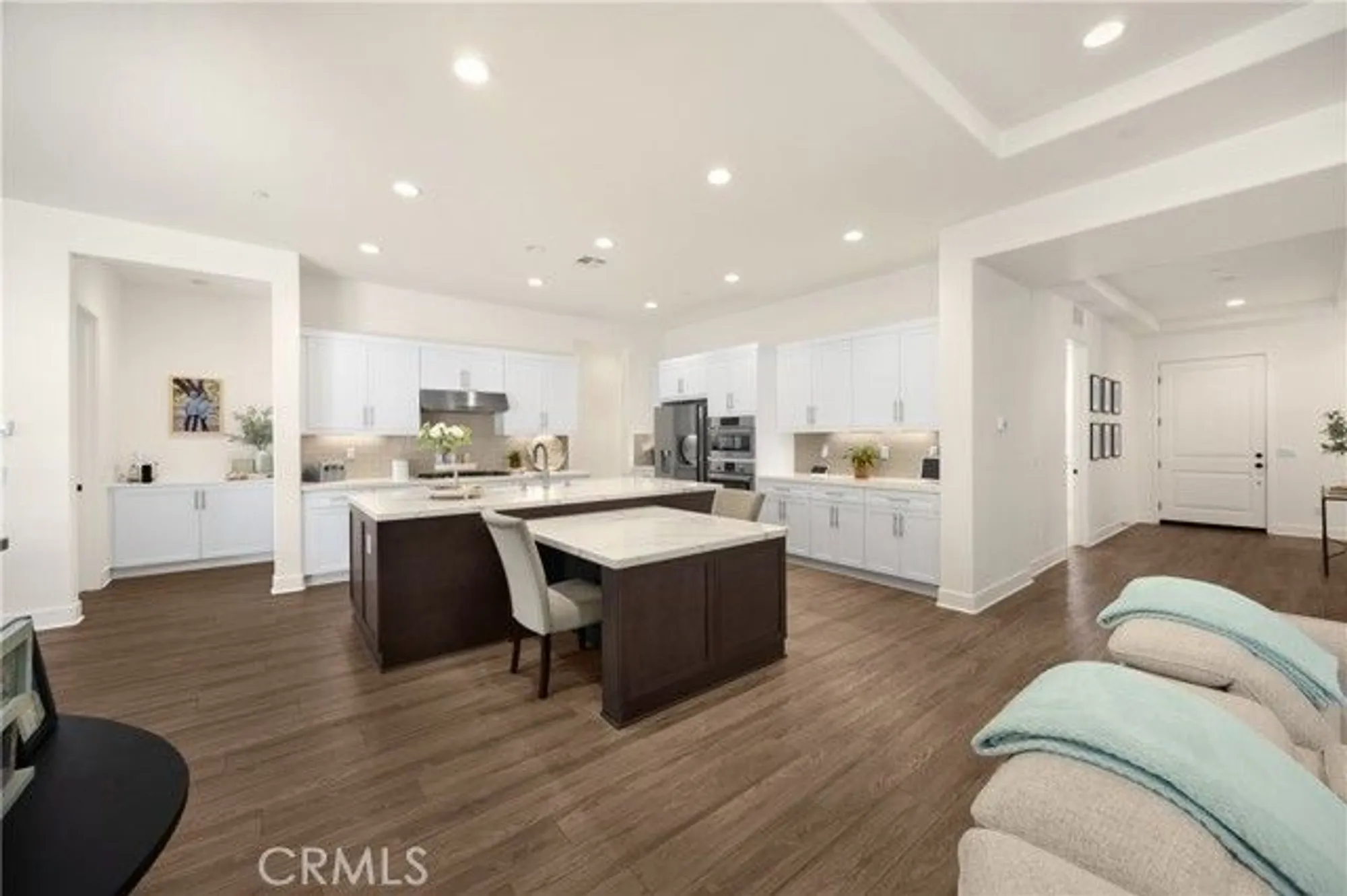 Property Slideshow image 18 of 68 | 11638 oakton way, Corona, CA, 92883