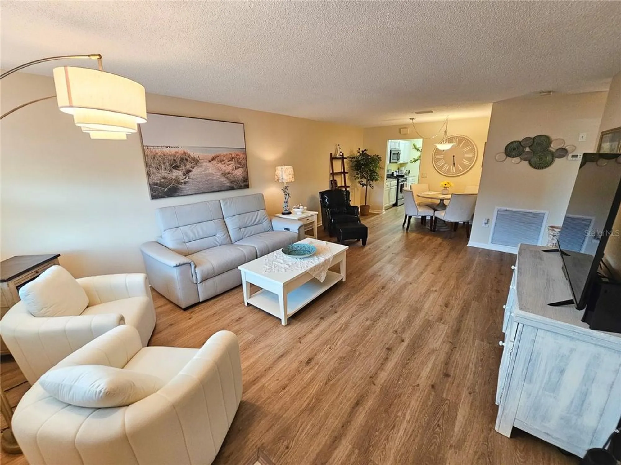 Property Slideshow image 3 of 32 | 2960 59th st 105, Gulfport, FL, 33707