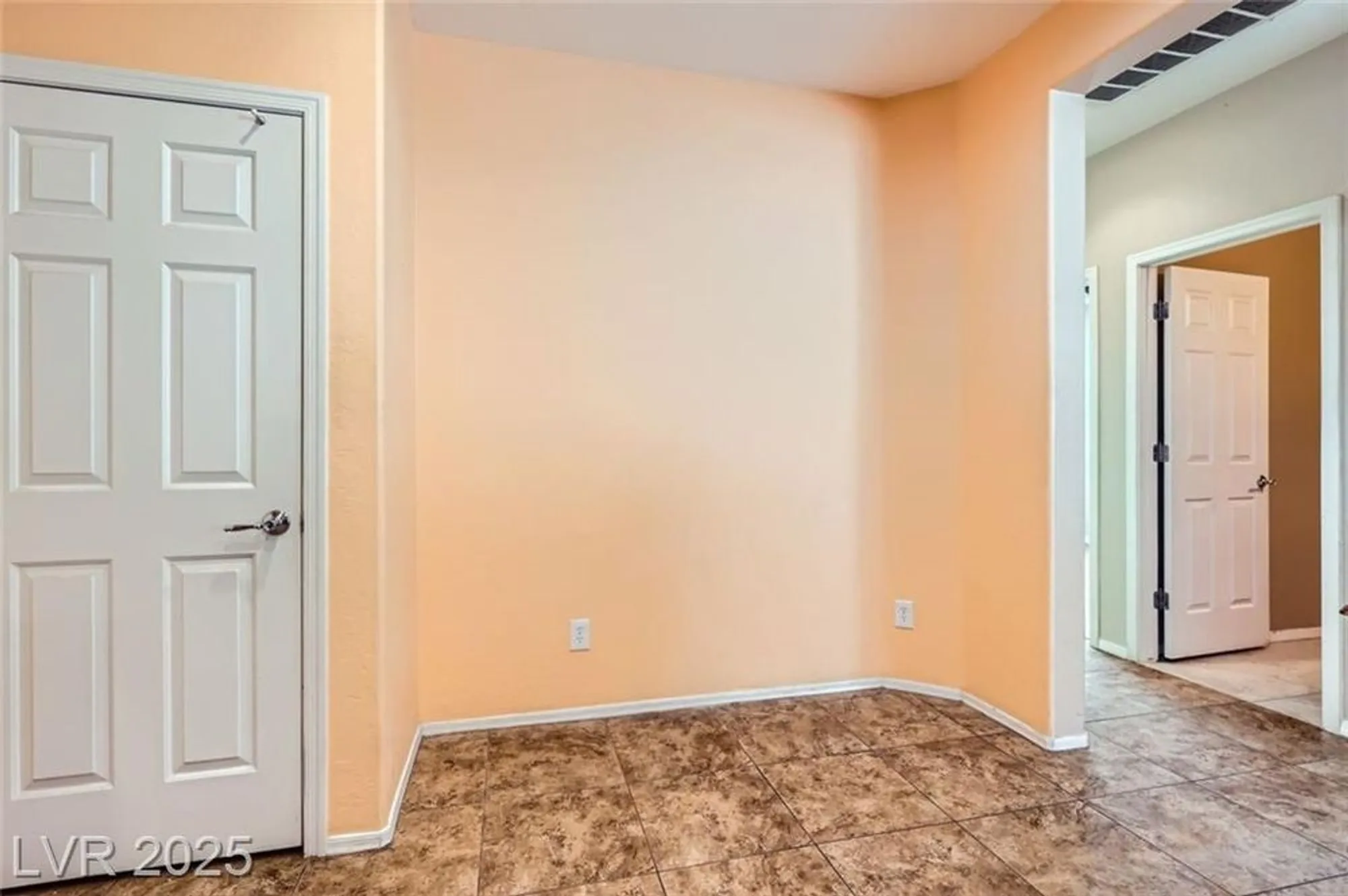Property Slideshow image 23 of 53 | 6128 isola peak ave, Las Vegas, NV, 89122
