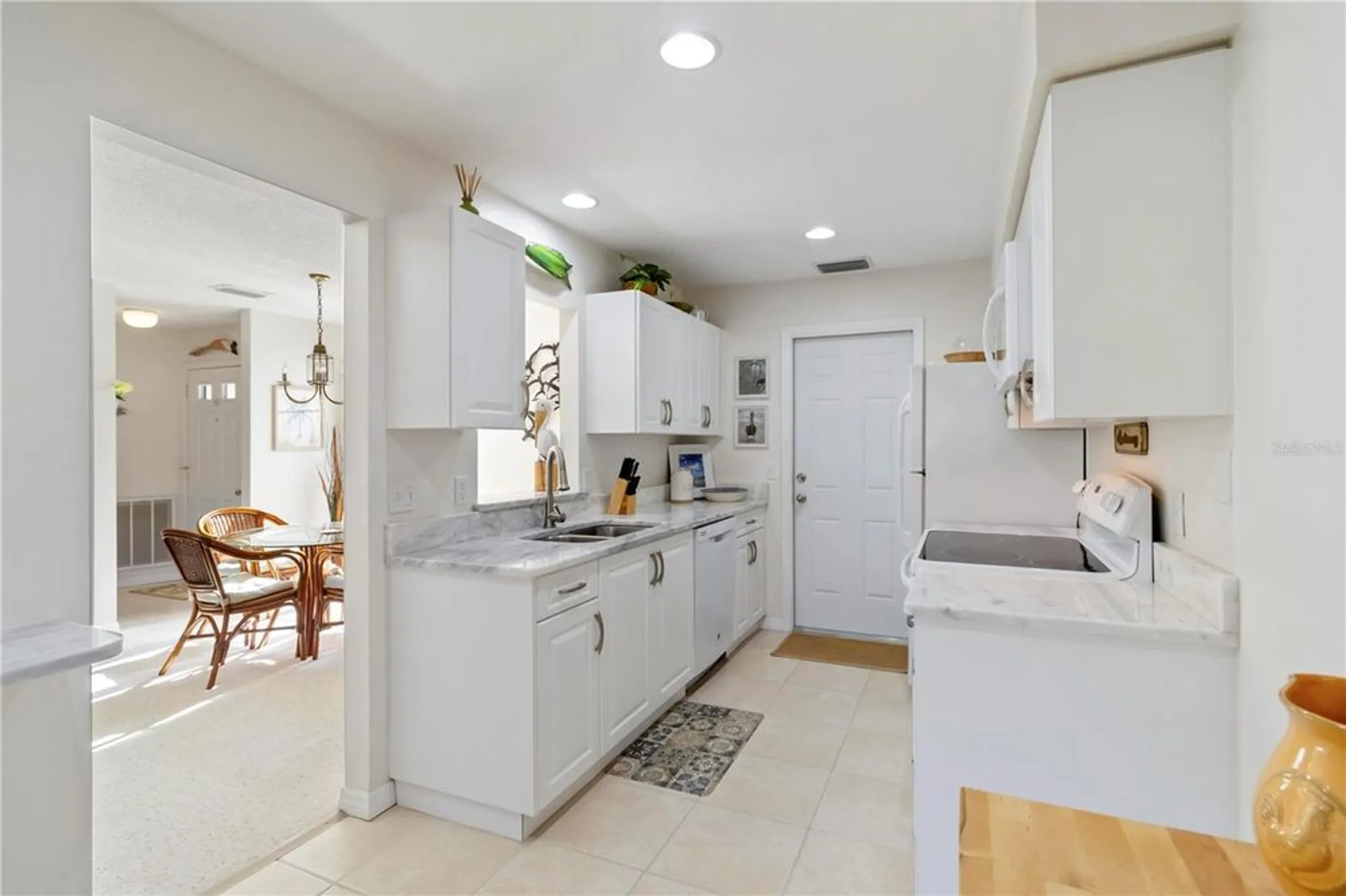 Property Slideshow image 10 of 38 | 609 deerwood ave, Englewood, FL, 34223