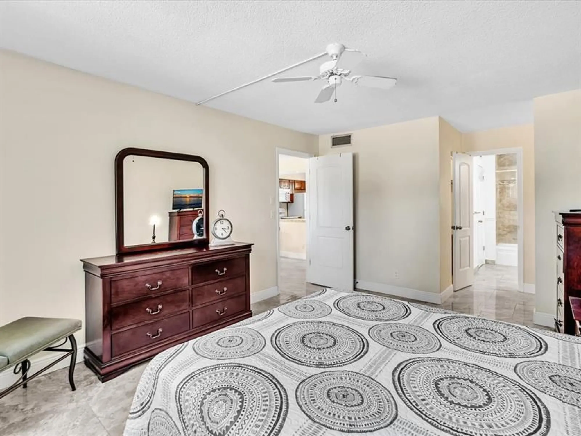 Property Slideshow image 29 of 41 | 2801 nw 47th ter apt 106, Lauderdale Lakes, FL, 33313