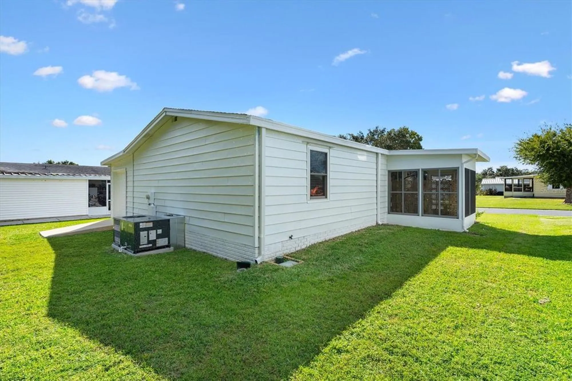 Property Slideshow image 29 of 32 | 1421 e schwartz blvd, The Villages, FL, 32159