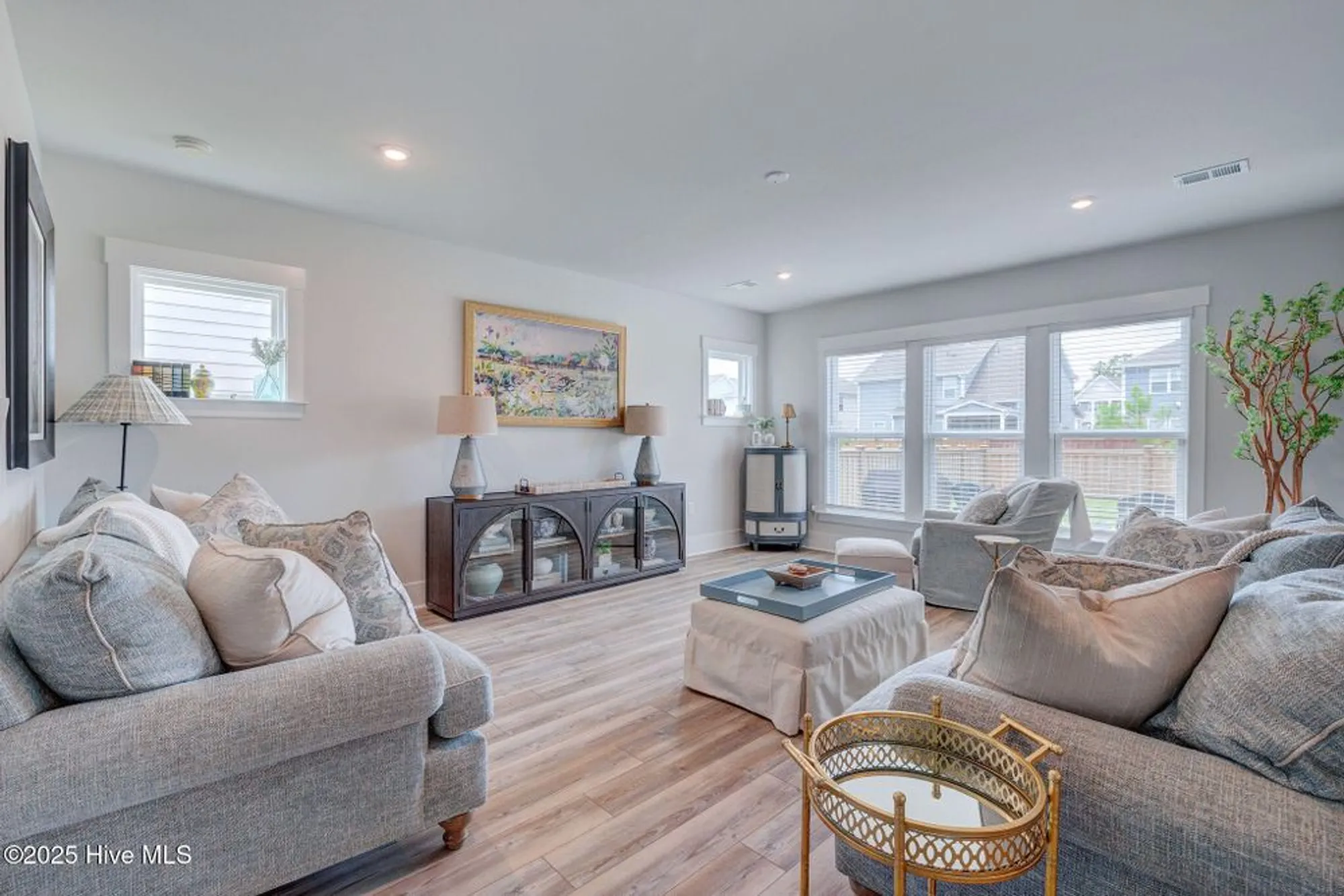 Property Slideshow image 9 of 109 | 1368 trisail ter, Wilmington, NC, 28412