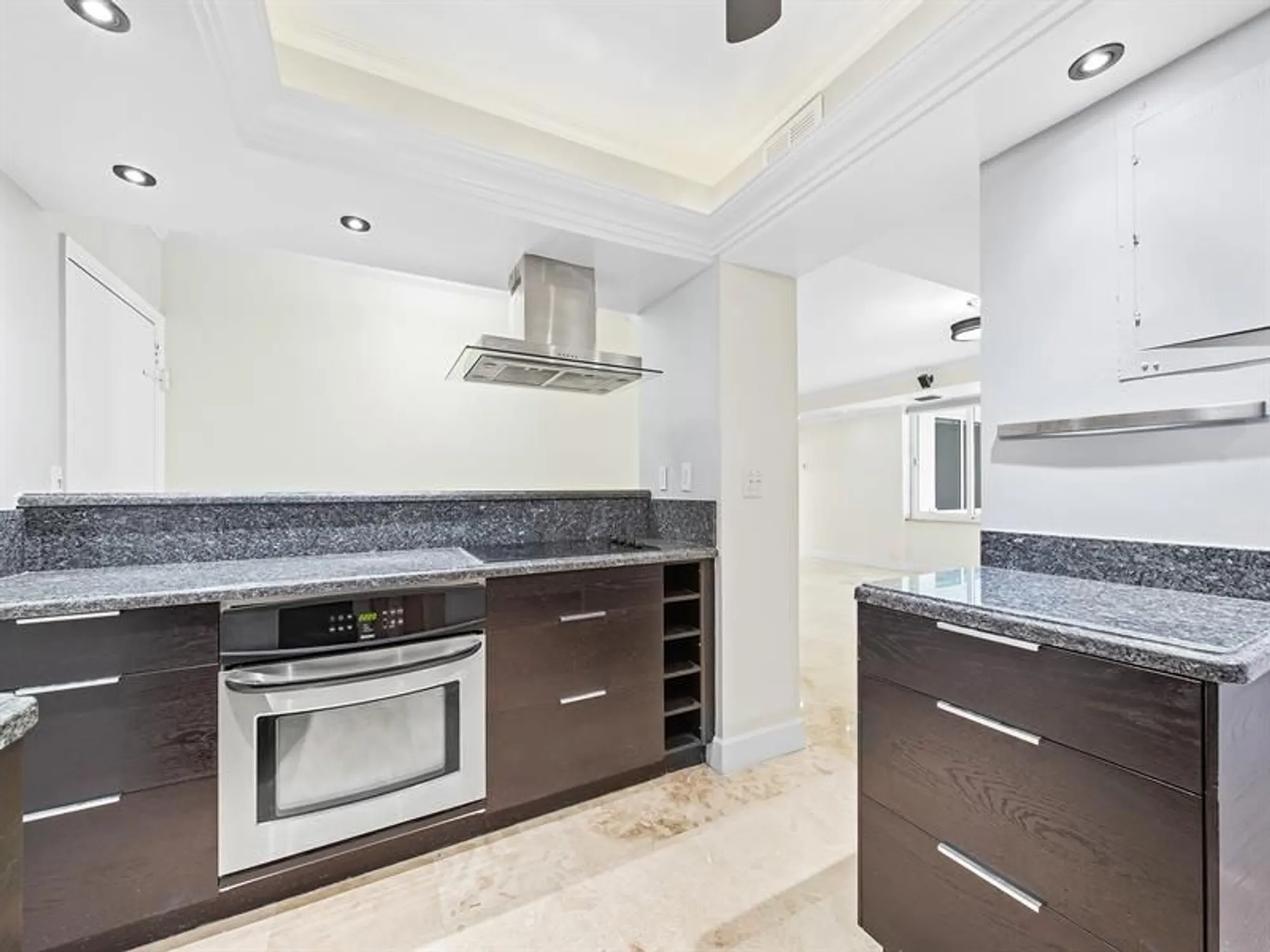 Property Slideshow image 5 of 27 | 3233 ne 34th st 1712, Fort Lauderdale, FL, 33308