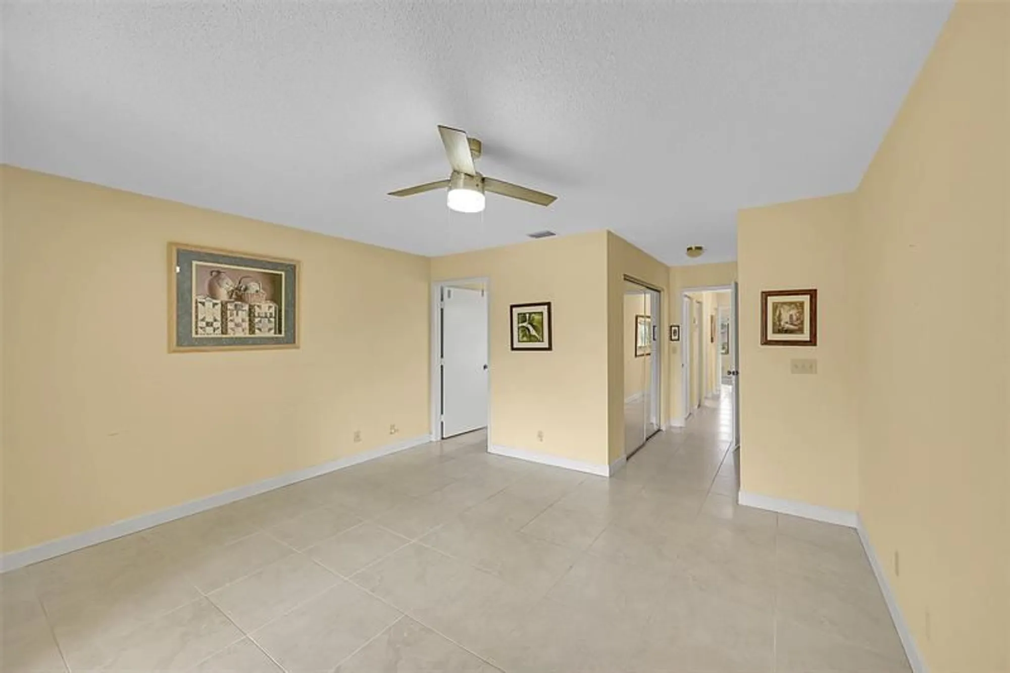 Property Slideshow image 16 of 26 | 8252 springlake dr # 8252, Boca Raton, FL, 33496