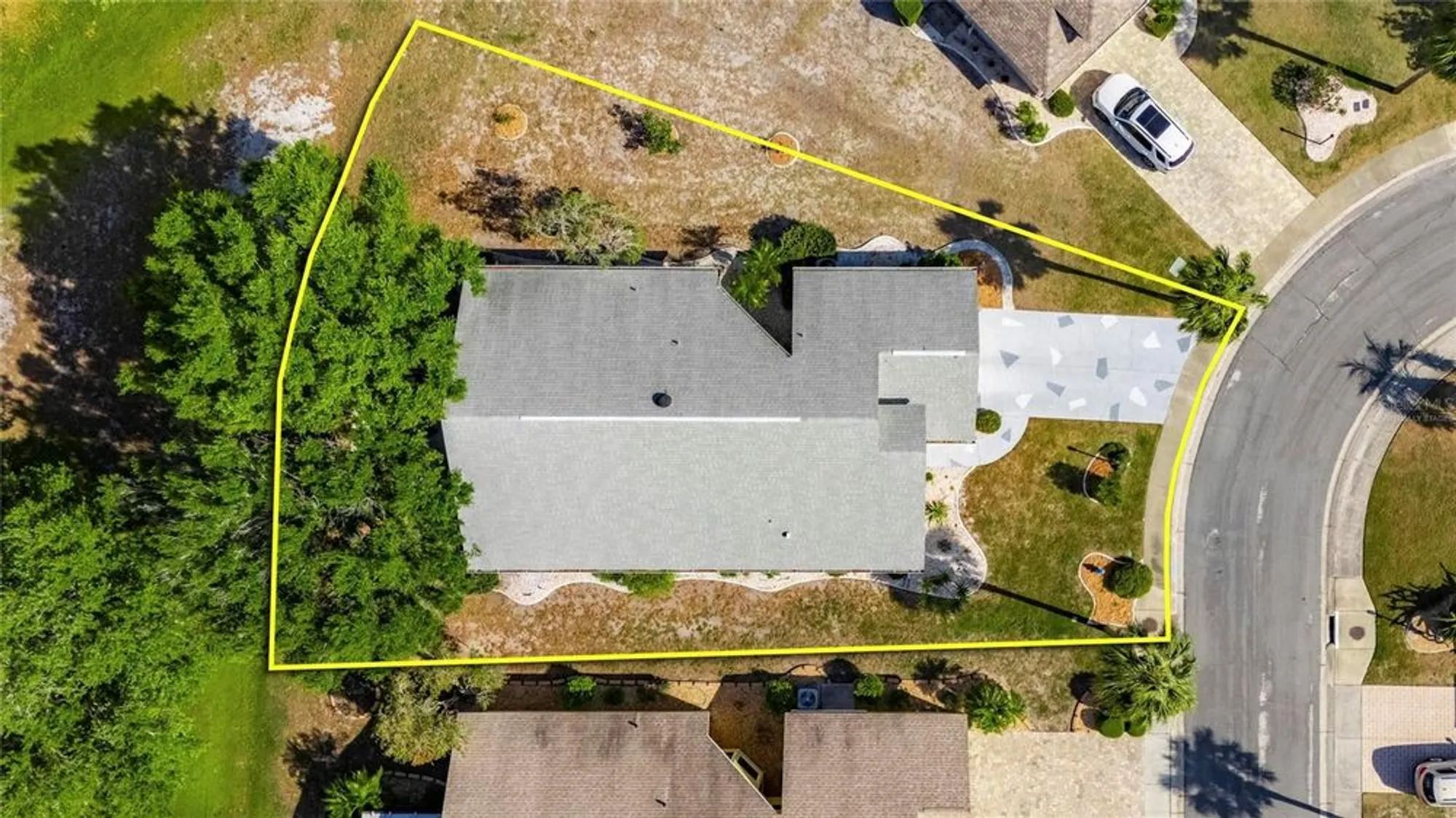 Property Slideshow image 60 of 81 | 334 northway dr, Sun City Center, FL, 33573