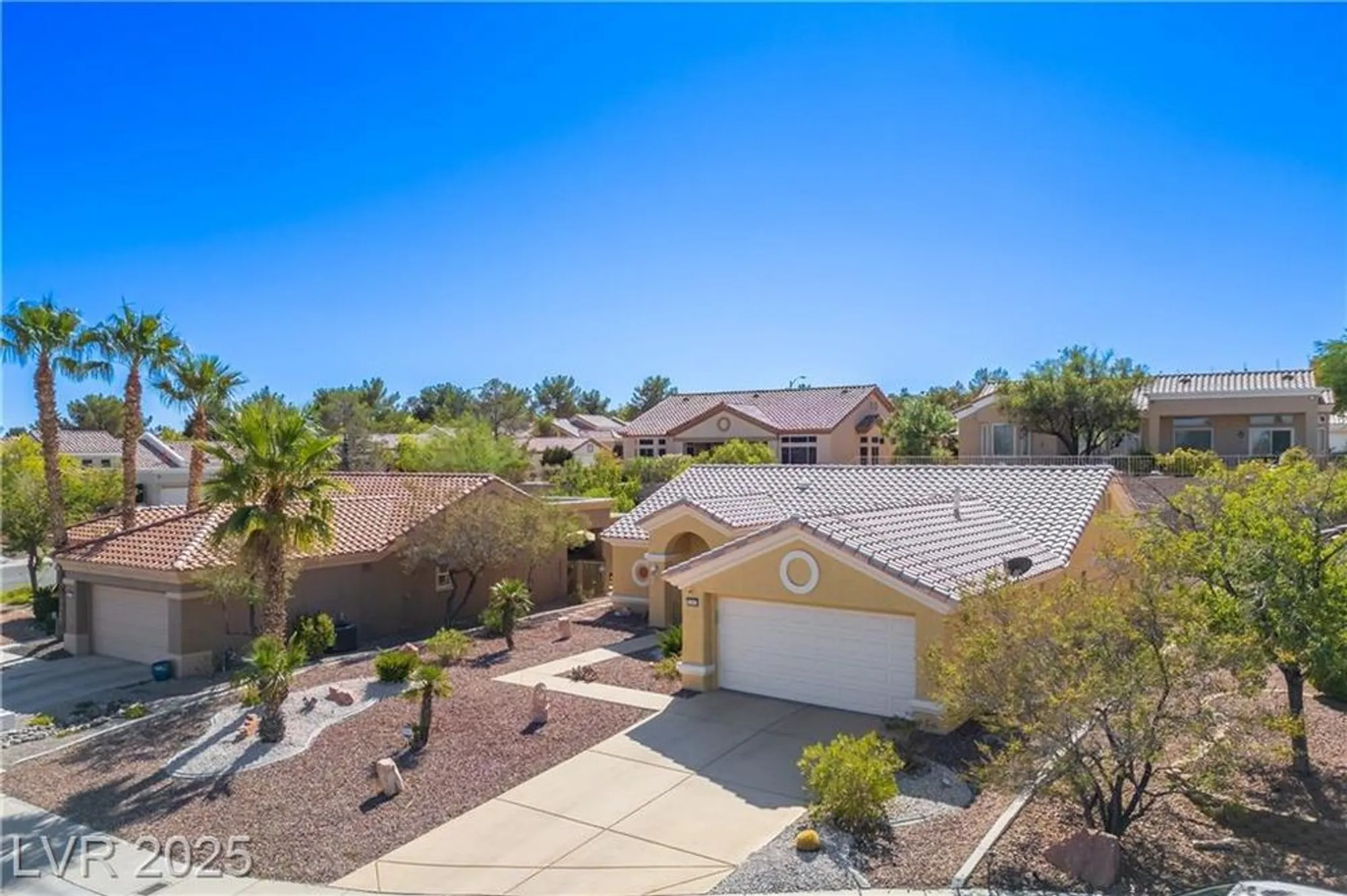 Property Slideshow image 28 of 74 | 10505 linden wood ct, Las Vegas, NV, 89134