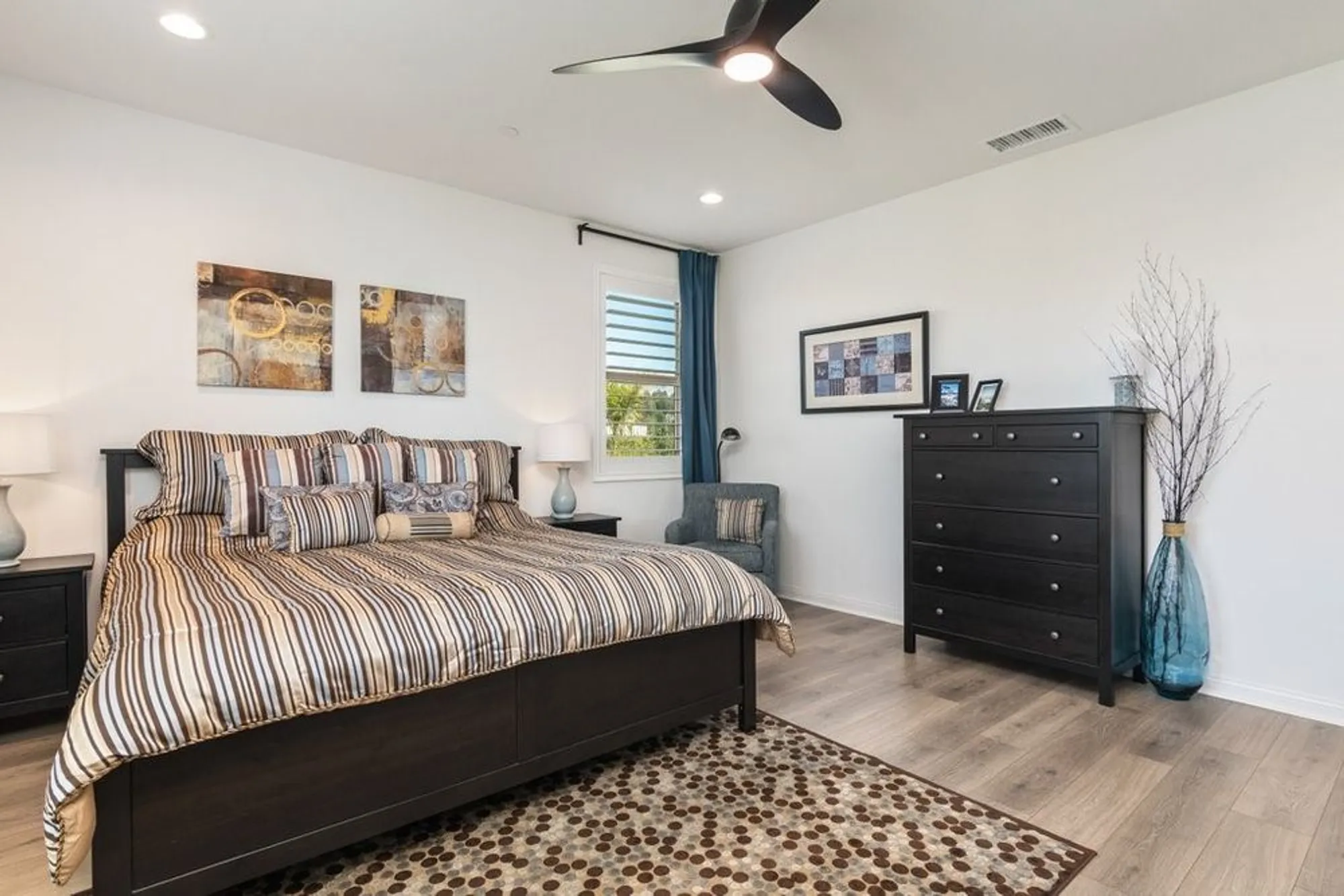 Property Slideshow image 24 of 49 | 39911 novel ct, Temecula, CA, 92591