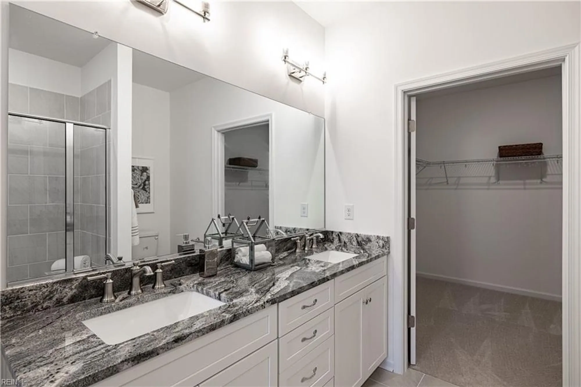 Property Slideshow image 7 of 44 | 200 oxford ave # 46-2, Smithfield, VA, 23430