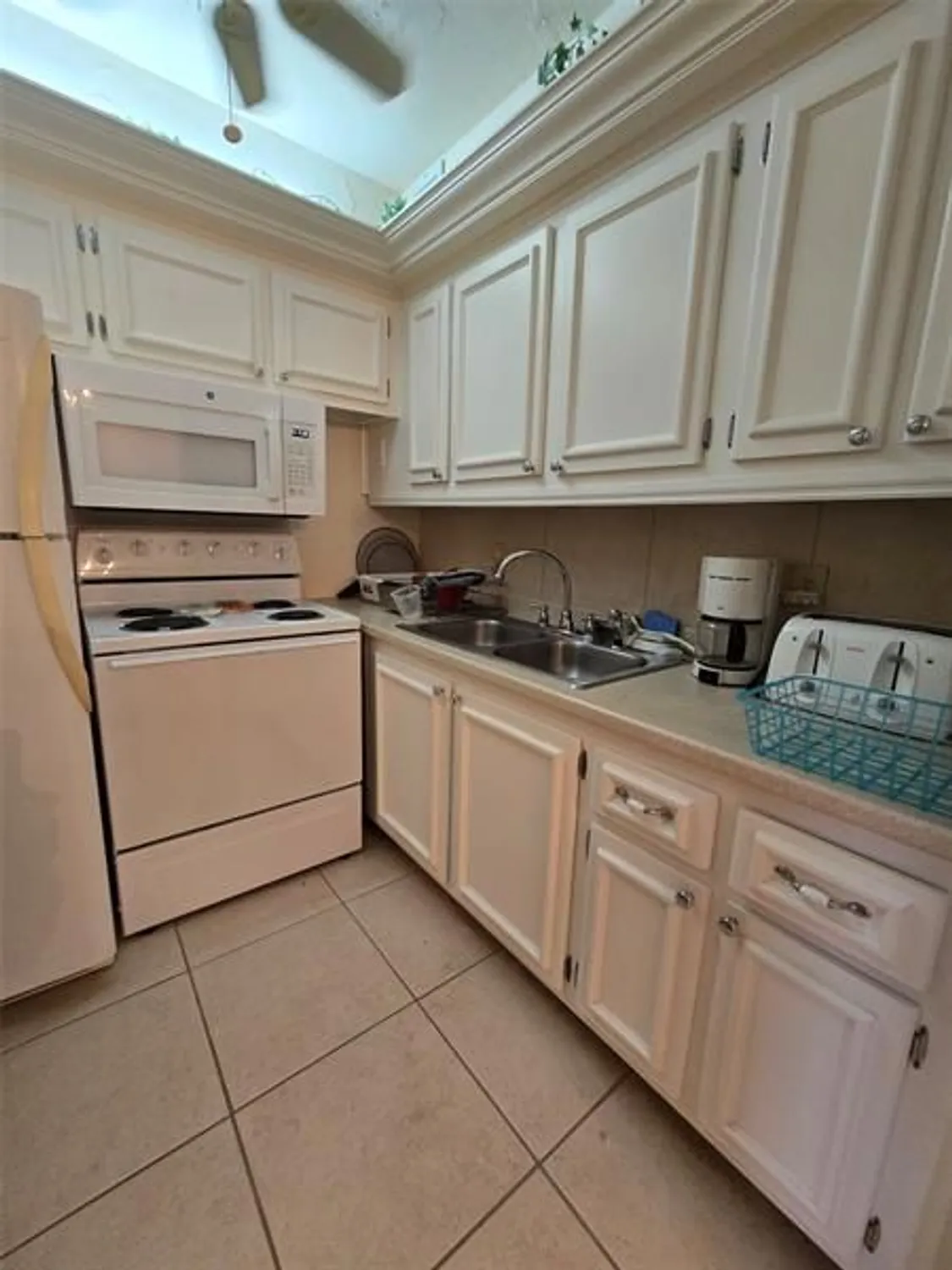 Property Slideshow image 6 of 58 | 2 grantham d # 2, Deerfield Beach, FL, 33442