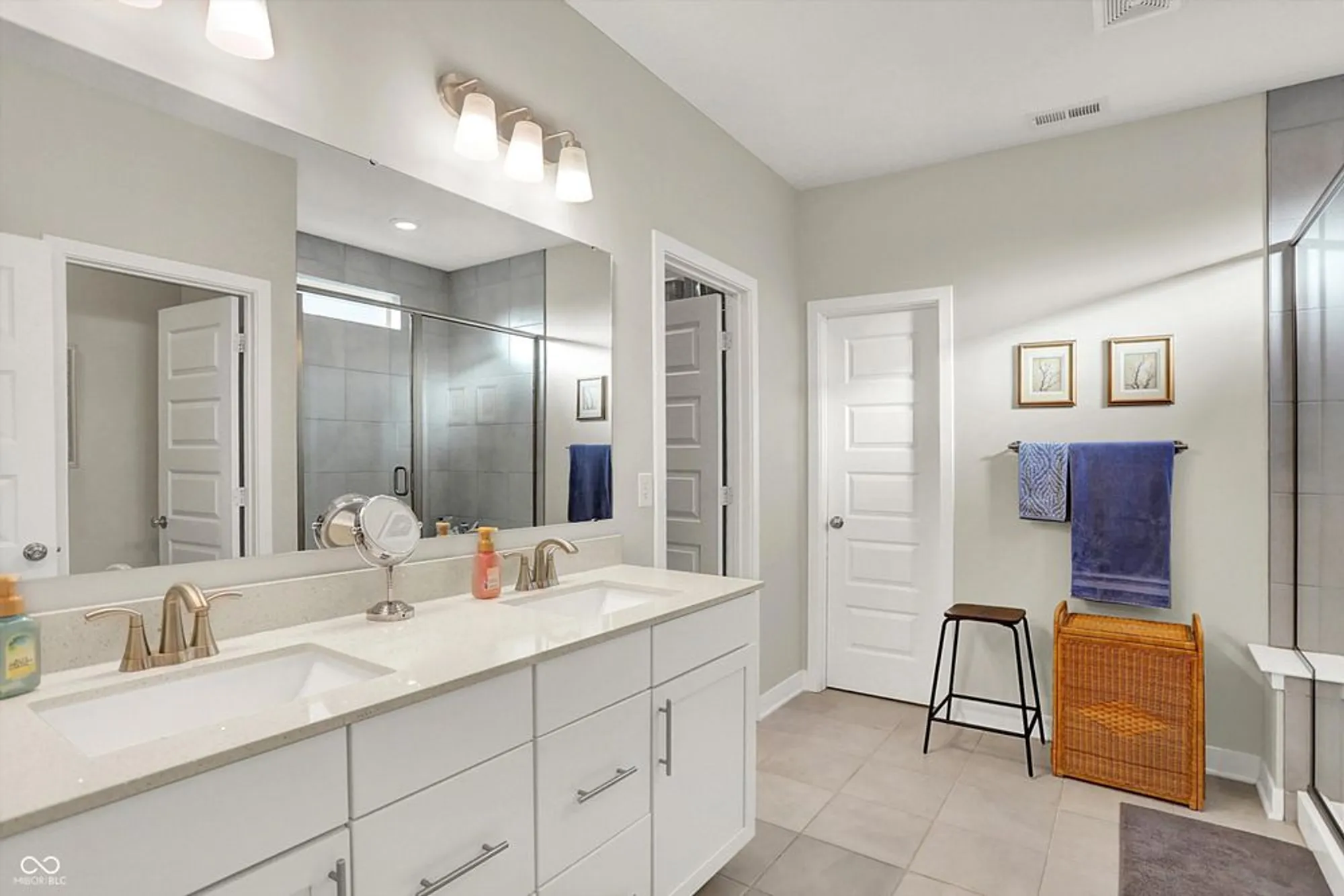 Property Slideshow image 24 of 55 | 3533 brunstfield ct, Bargersville, IN, 46106