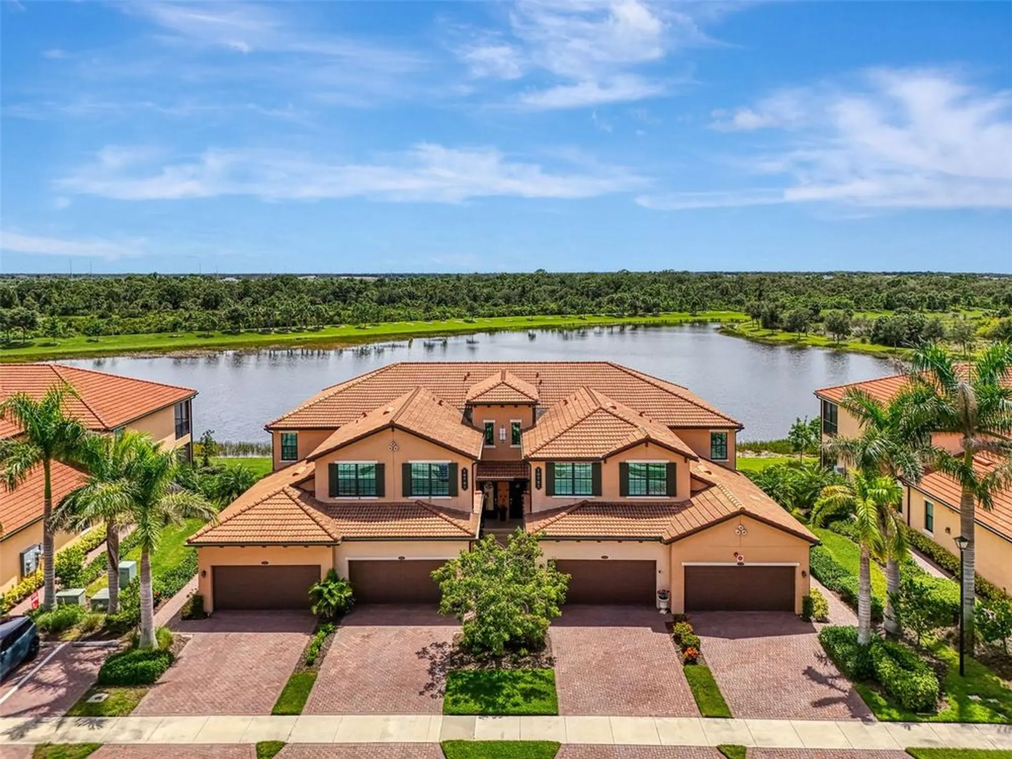 Property Slideshow image 1 of 98 | 10797 tarflower dr unit 201, Venice, FL, 34293