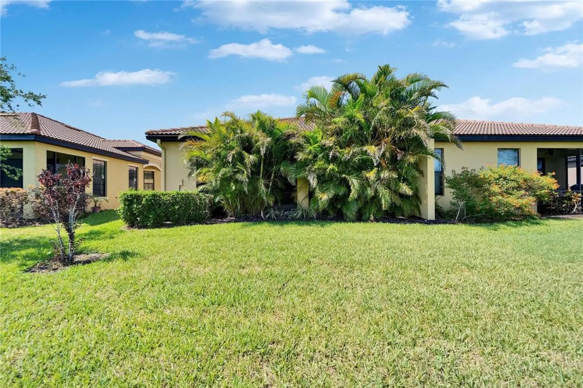 Property Slideshow image 56 of 93 | 5646 sunset falls dr, Apollo Beach, FL, 33572