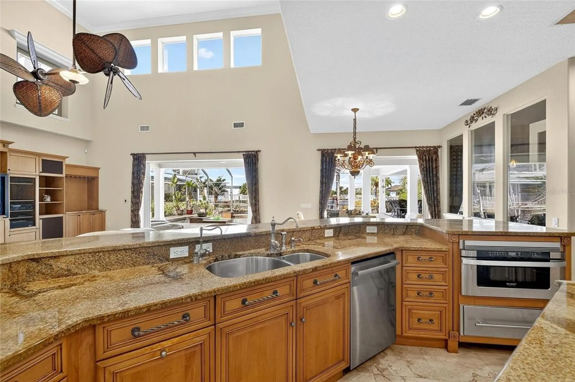 Property Slideshow image 35 of 98 | 517 mirabay blvd, Apollo Beach, FL, 33572