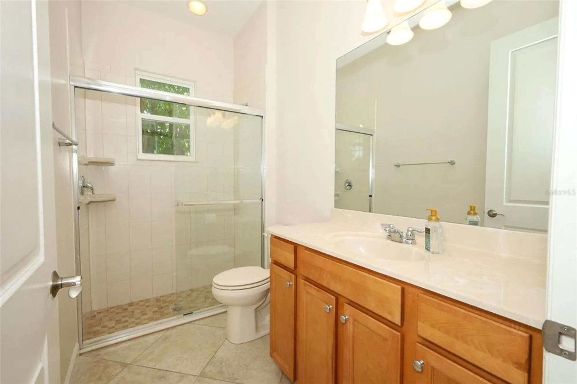 Property Slideshow image 28 of 43 | 1677 victoria gardens dr, Deland, FL, 32724
