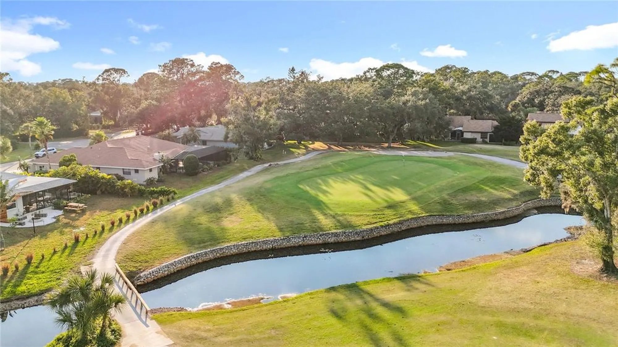 Property Slideshow image 38 of 43 | 4683 oak hollow dr 3, Sarasota, FL, 34241