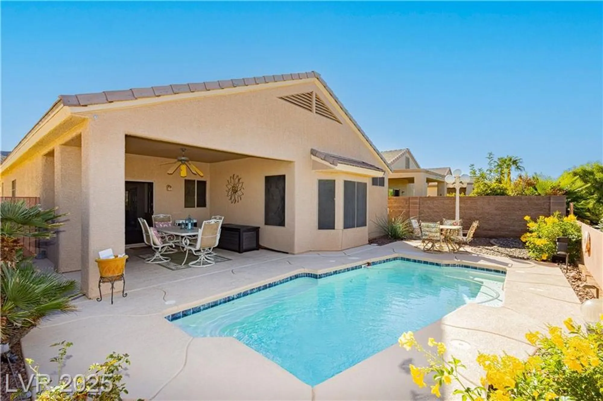 Property Slideshow image 22 of 26 | 1802 cypress bay ave, Henderson, NV, 89012