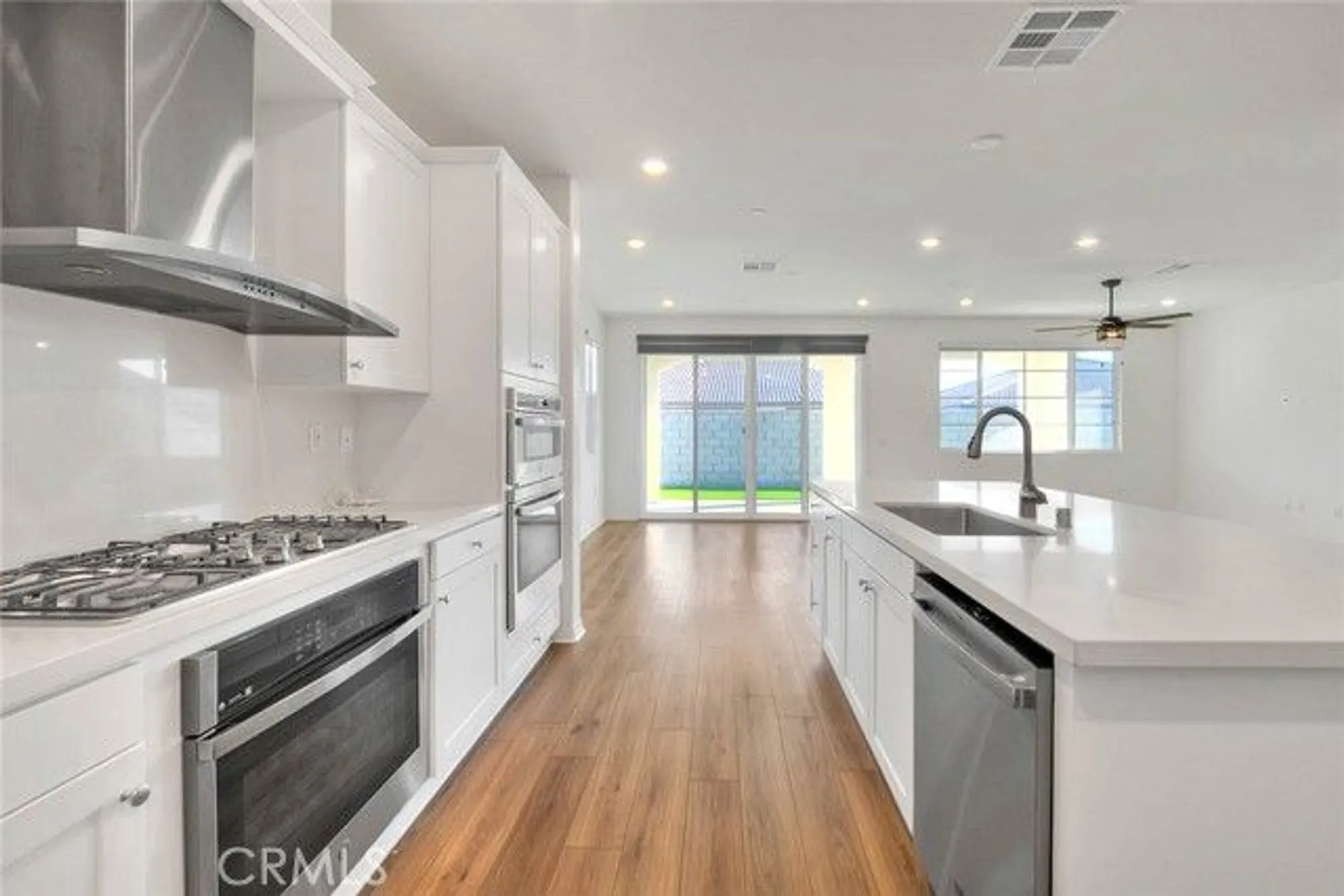 Property Slideshow image 11 of 45 | 4068 e amigos privado, Ontario, CA, 91761