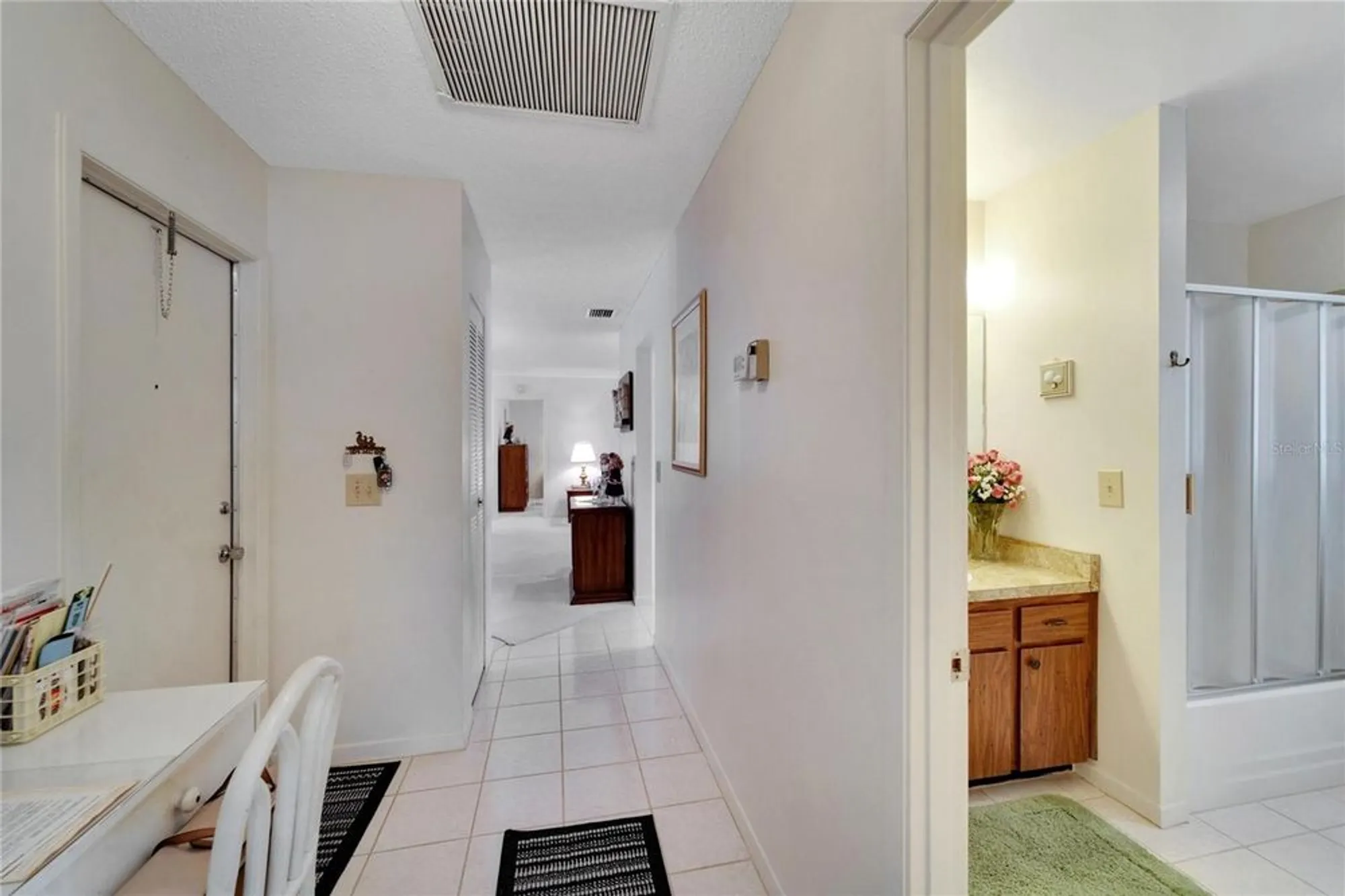 Property Slideshow image 21 of 42 | 612 allegheny dr, Sun City Center, FL, 33573