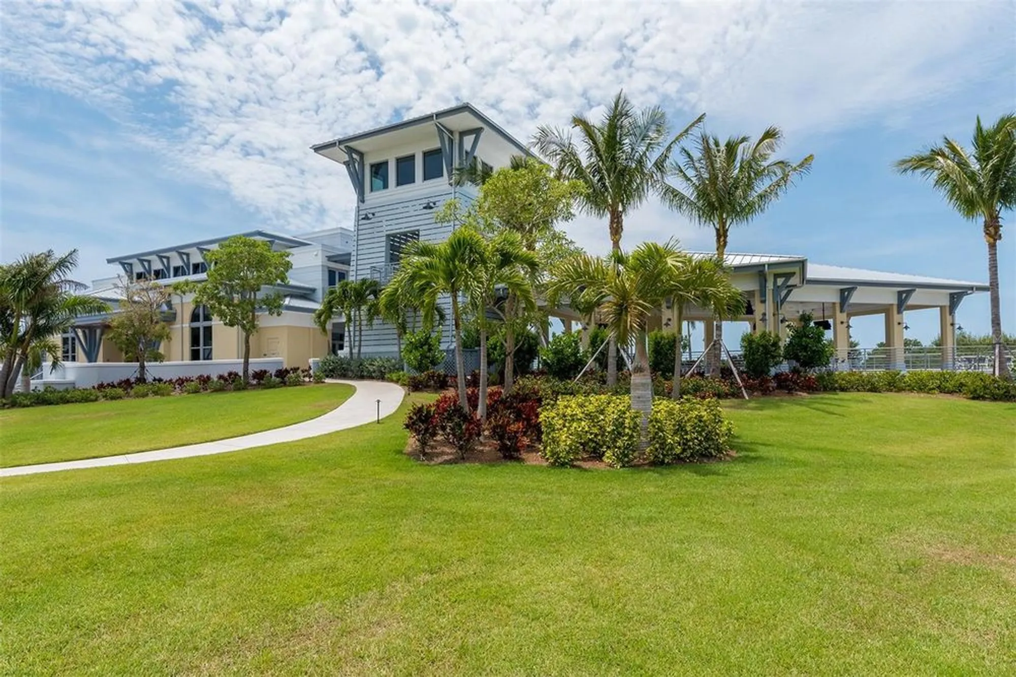 Property Slideshow image 62 of 79 | 344 sapphire lake dr unit 201, Bradenton, FL, 34209