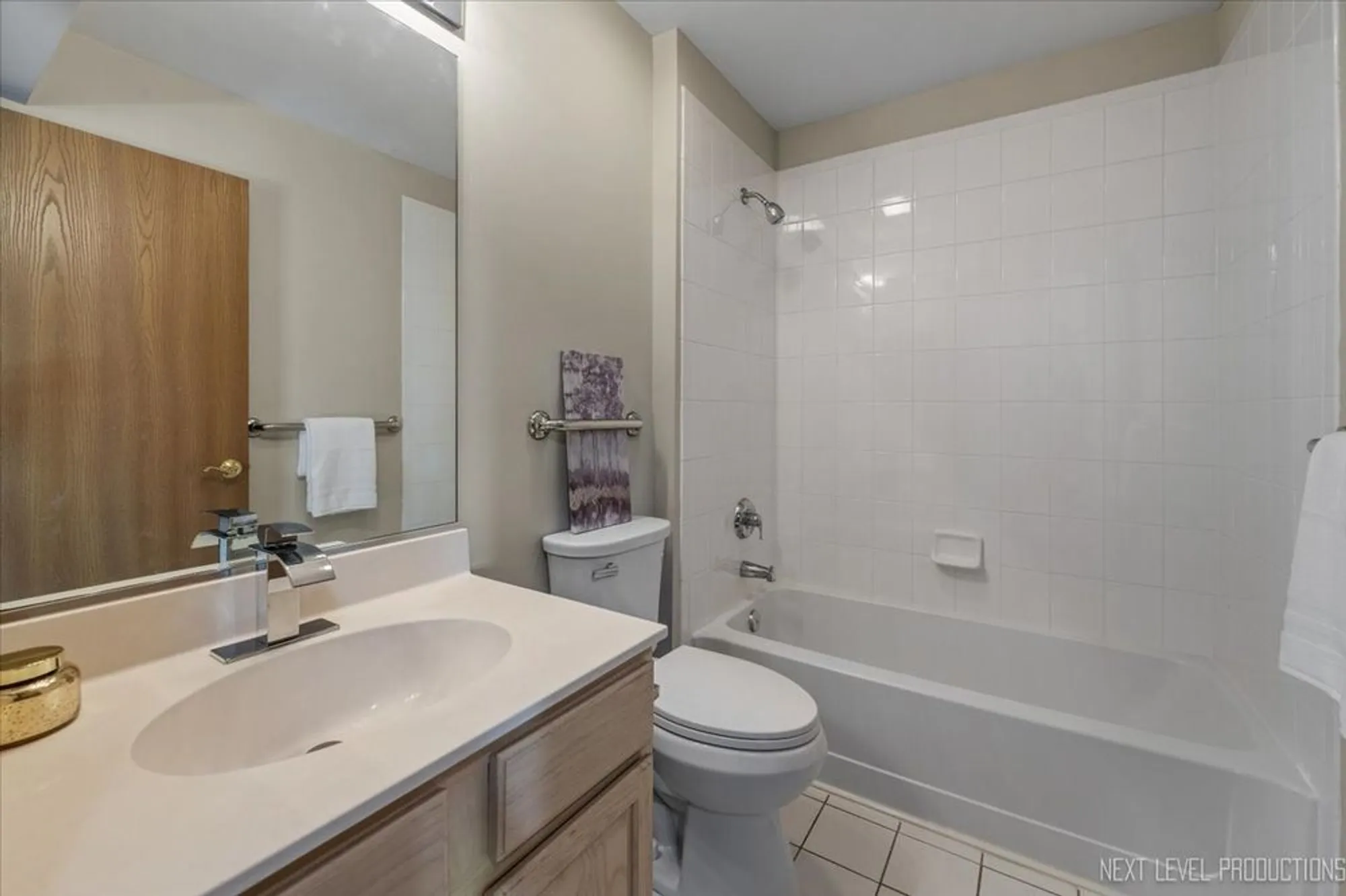 Property Slideshow image 17 of 39 | 13865 s balsam ln d, Plainfield, IL, 60544