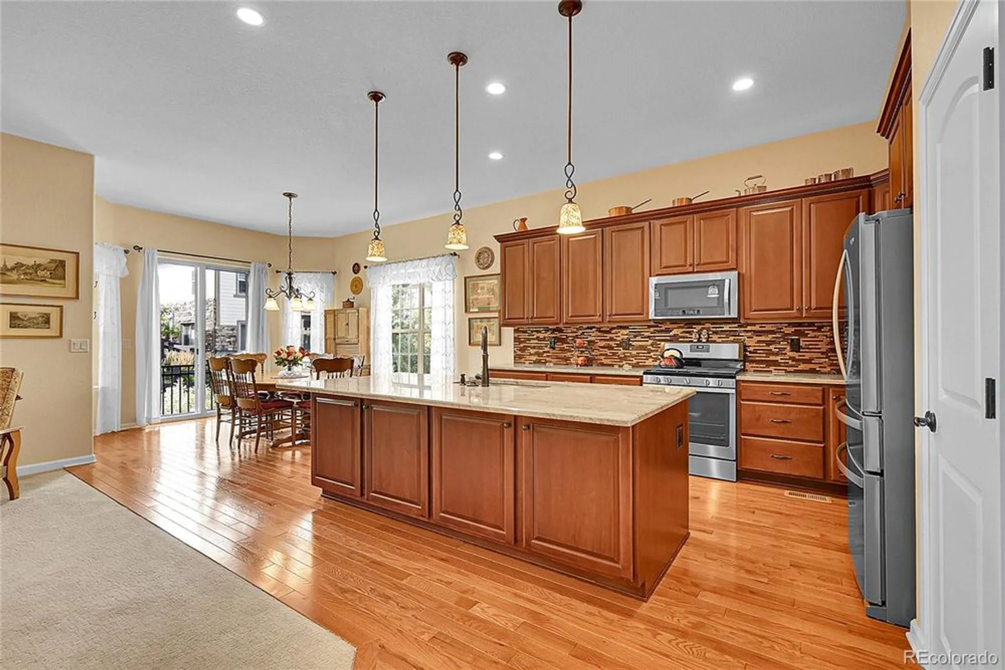 Property Slideshow image 11 of 40 | 22680 e eads cir, Aurora, CO, 80016