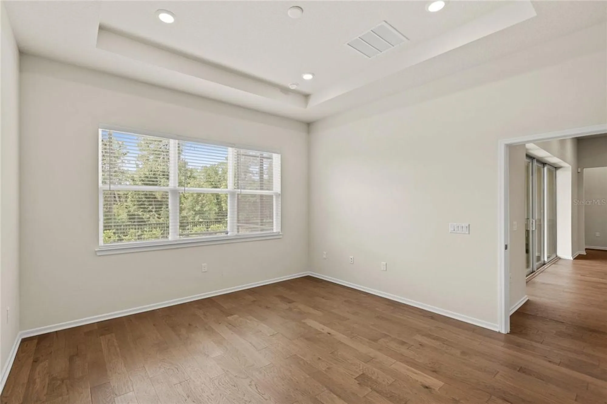 Property Slideshow image 24 of 52 | 15084 canopy cover dr, Winter Garden, FL, 34787