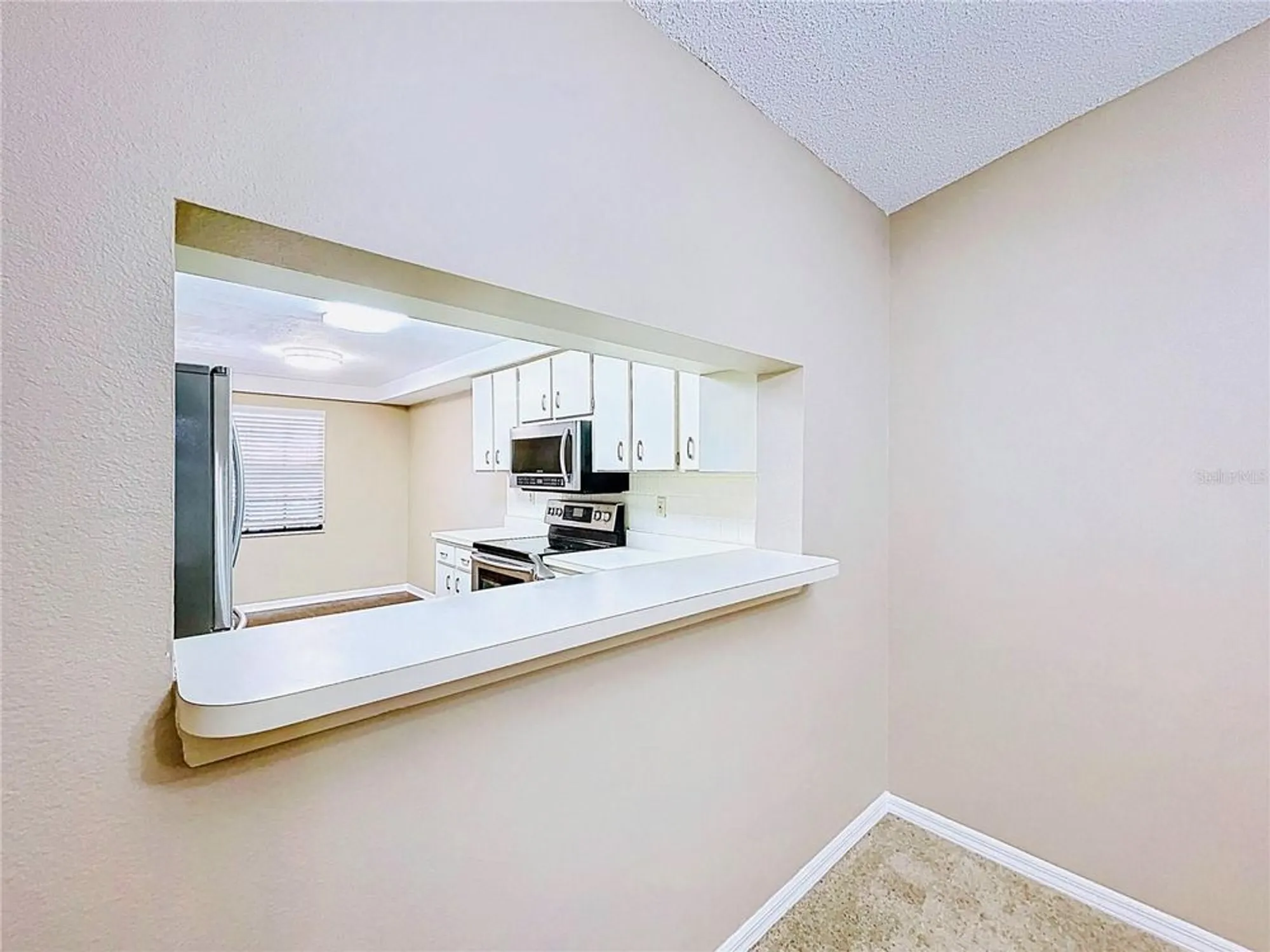 Property Slideshow image 22 of 59 | 2020 lakeview dr apt 203, Clearwater, FL, 33763