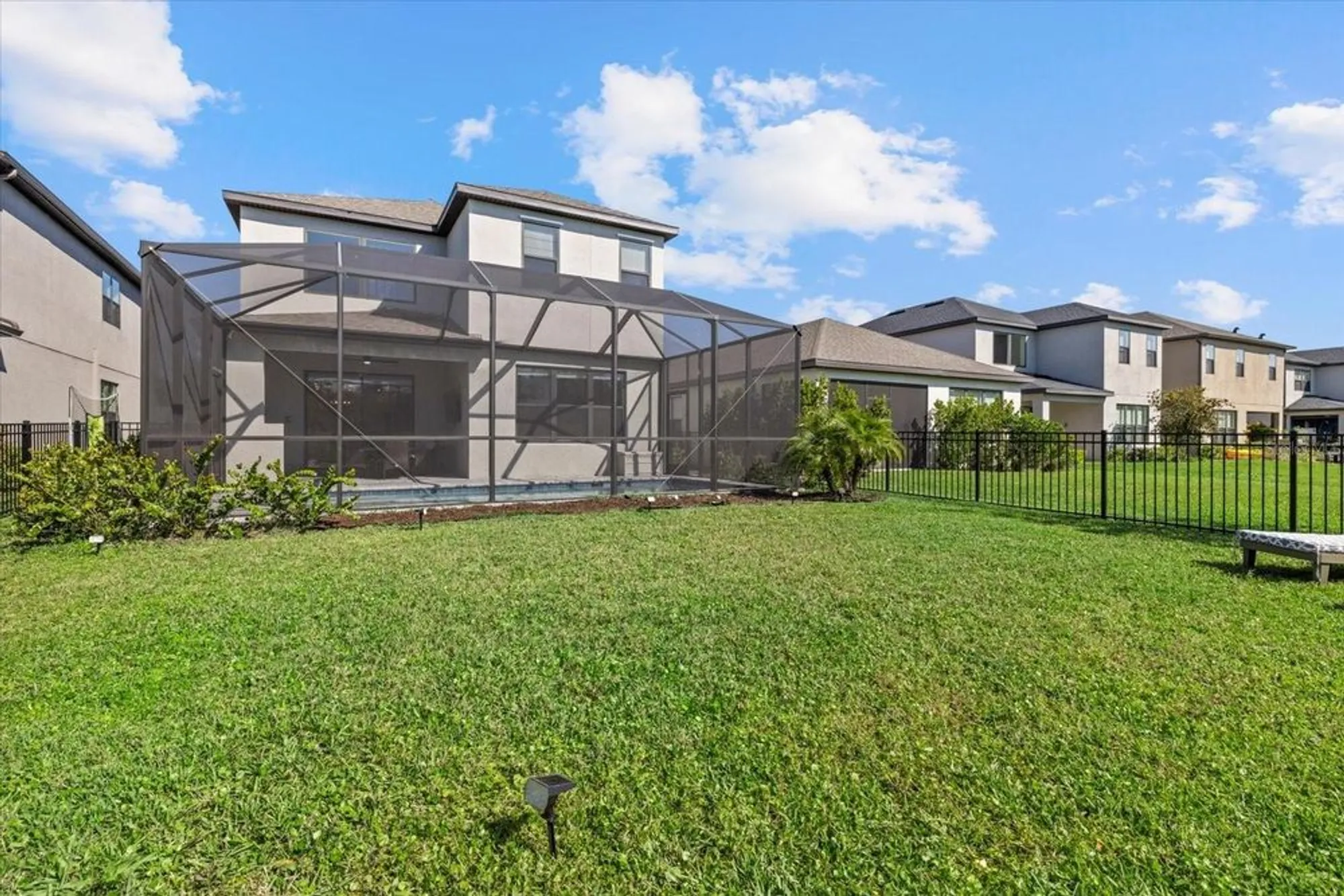 Property Slideshow image 9 of 46 | 16226 paynes mill dr, Lakewood Ranch, FL, 34211