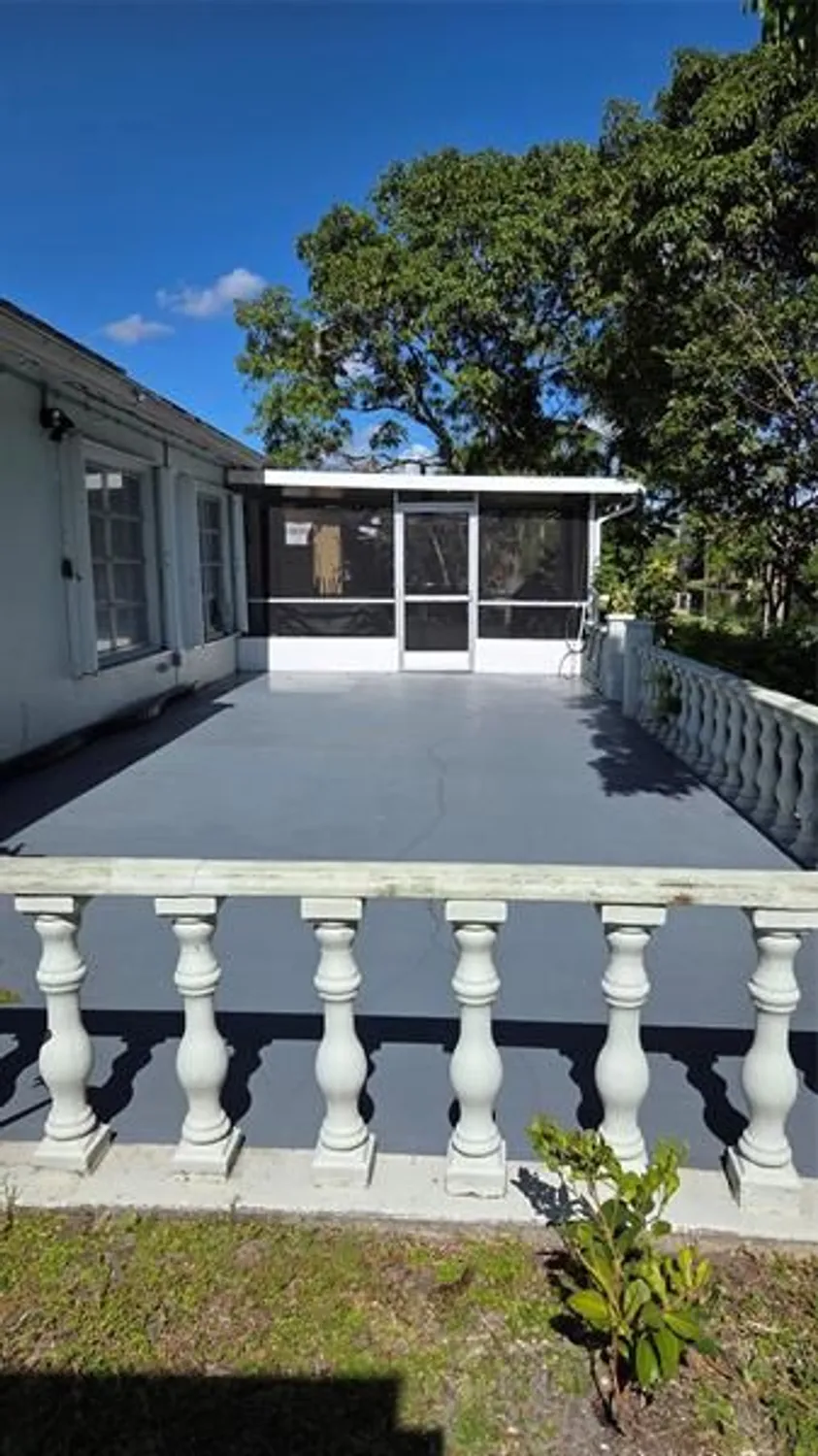 Property Slideshow image 2 of 8 | 1705 nw 69th ter, Margate, FL, 33063