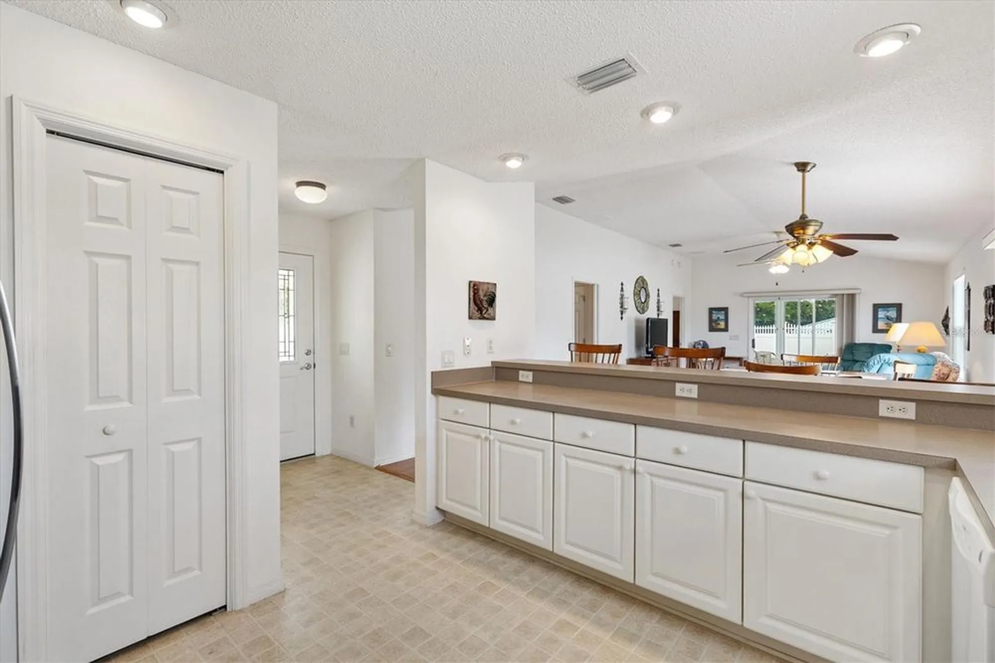 Property Slideshow image 4 of 34 | 1798 longwood ct, The Villages, FL, 32162
