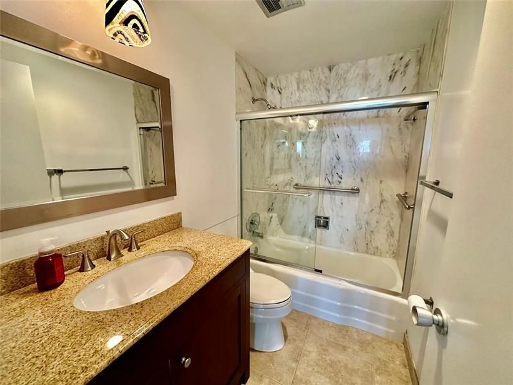 Property Slideshow image 27 of 45 | 3200 ne 36th st apt 1412a, Fort Lauderdale, FL, 33308