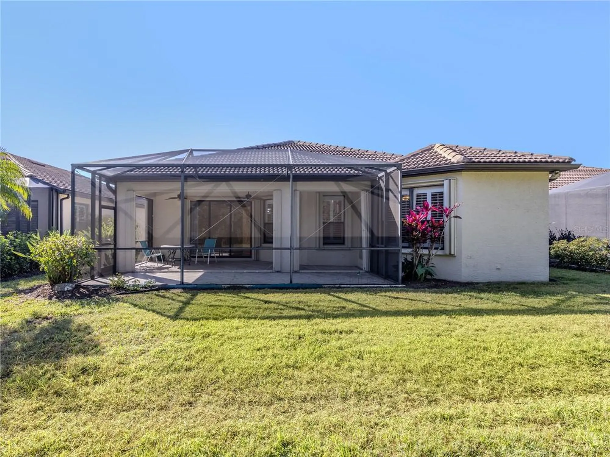 Property Slideshow image 33 of 55 | 4238 mackay falls ter, Sarasota, FL, 34243