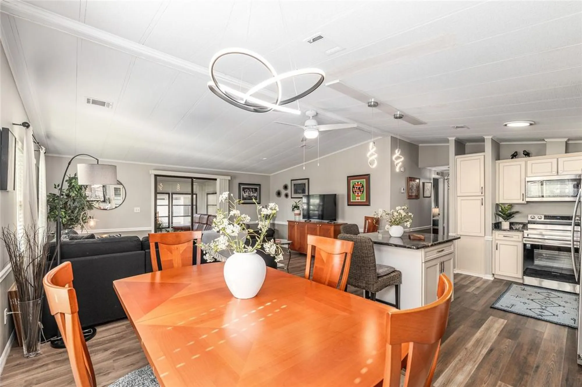 Property Slideshow image 19 of 60 | 1003 matthew ave, Lady Lake, FL, 32159