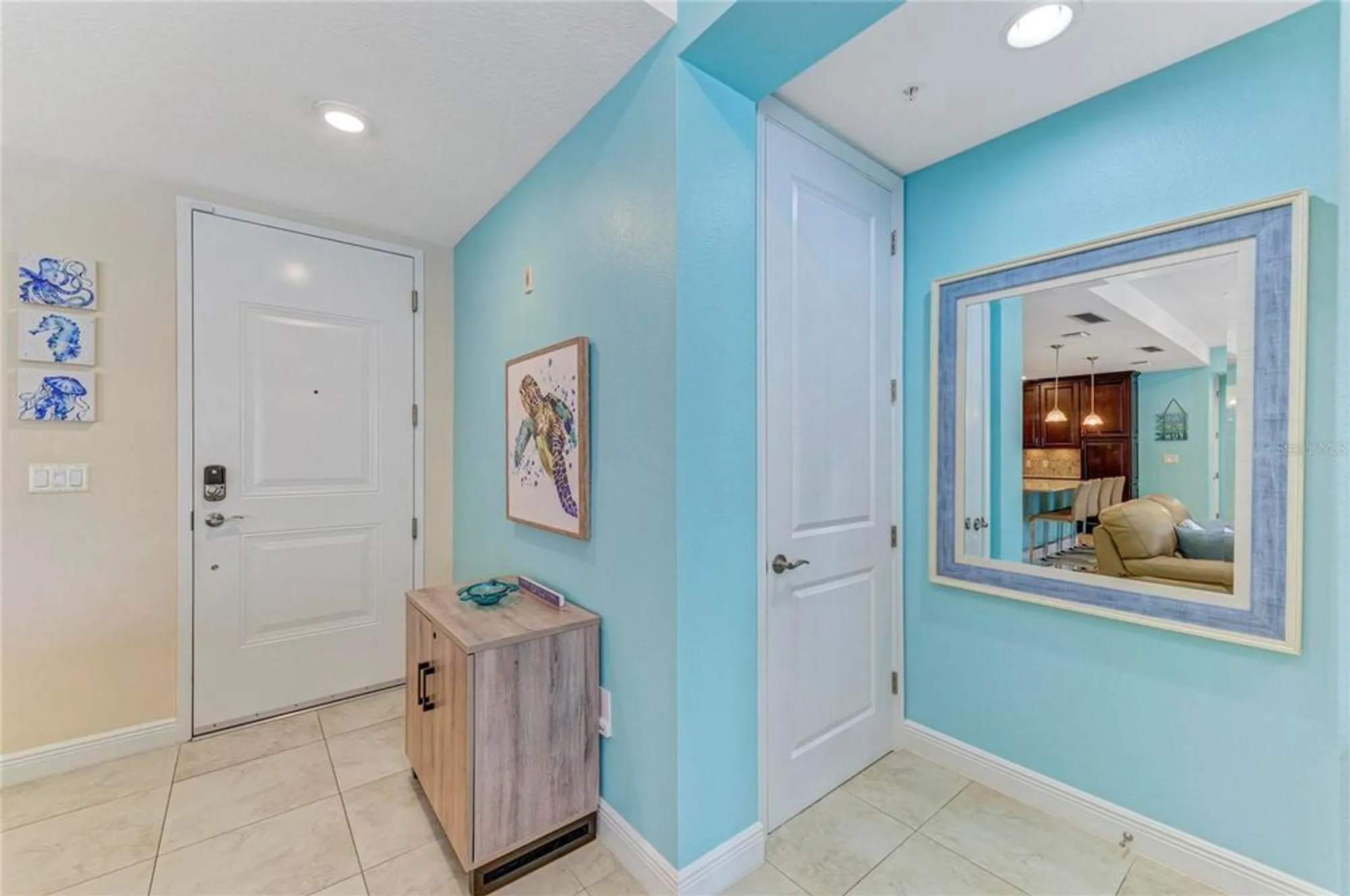 Property Slideshow image 7 of 100 | 391 aruba cir unit 101, Bradenton, FL, 34209