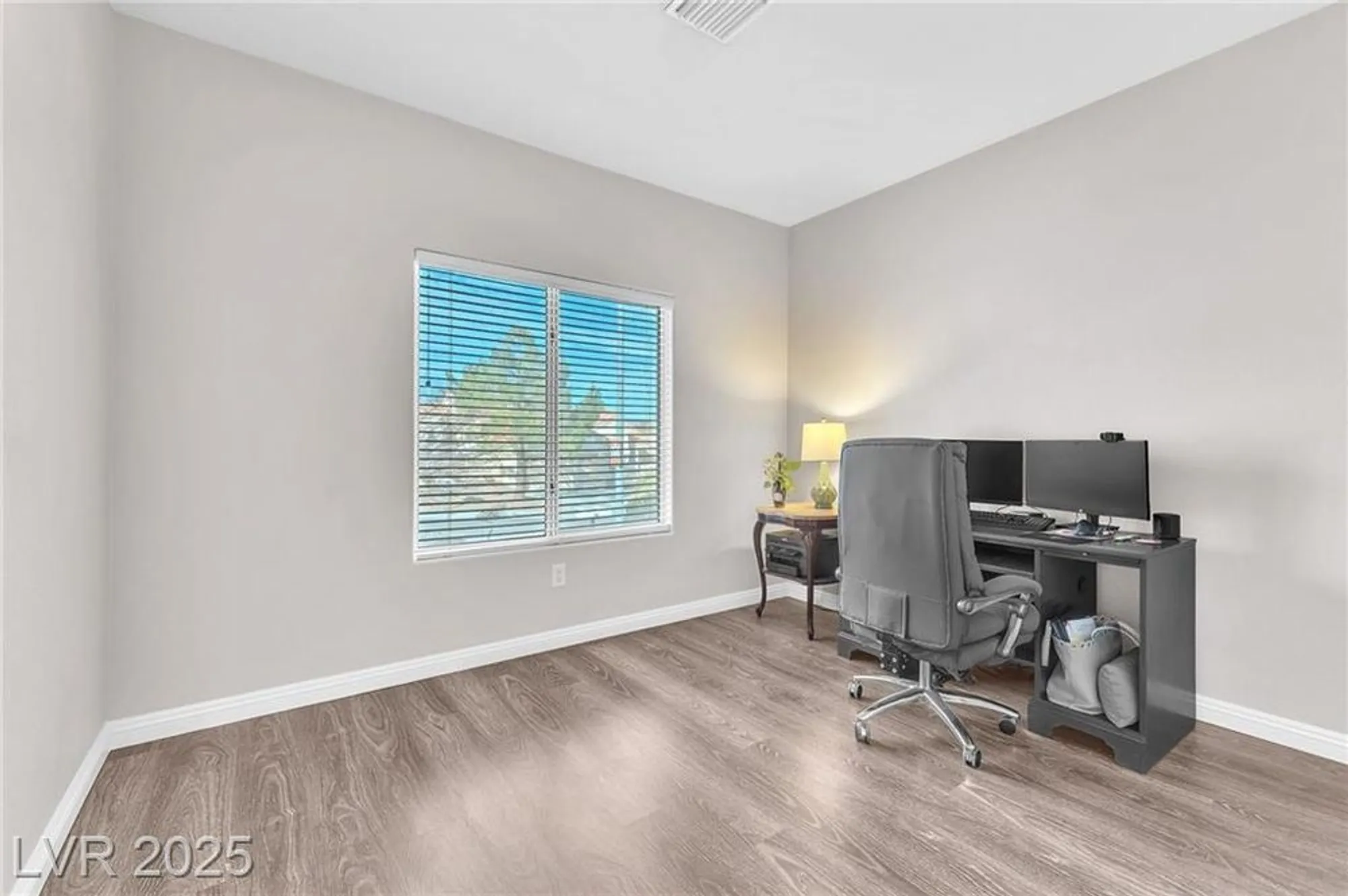 Property Slideshow image 21 of 27 | 10725 sky meadows avenue ave, Las Vegas, NV, 89134