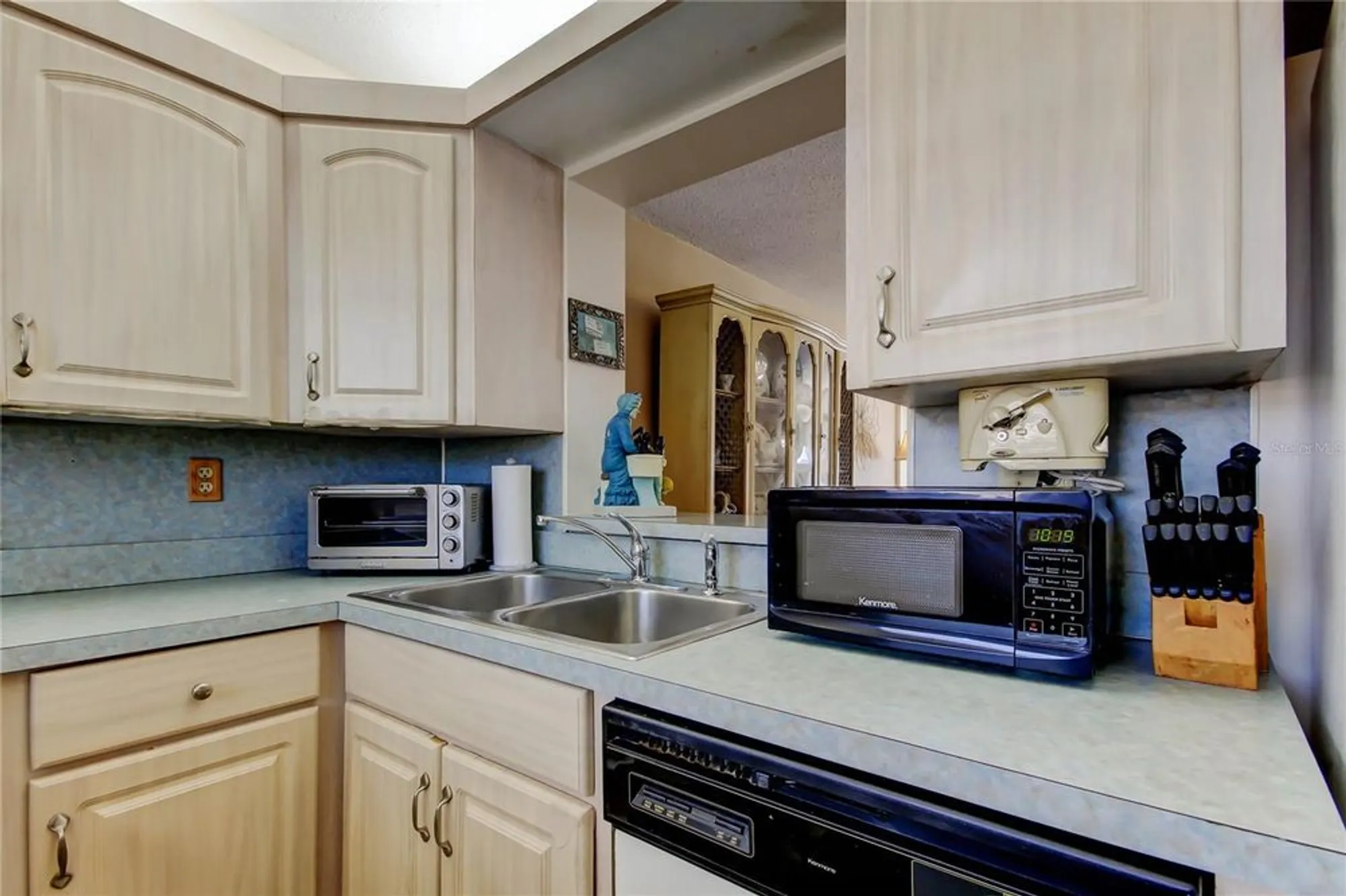 Property Slideshow image 27 of 45 | 7425 bay island dr 203, South Pasadena, FL, 33707