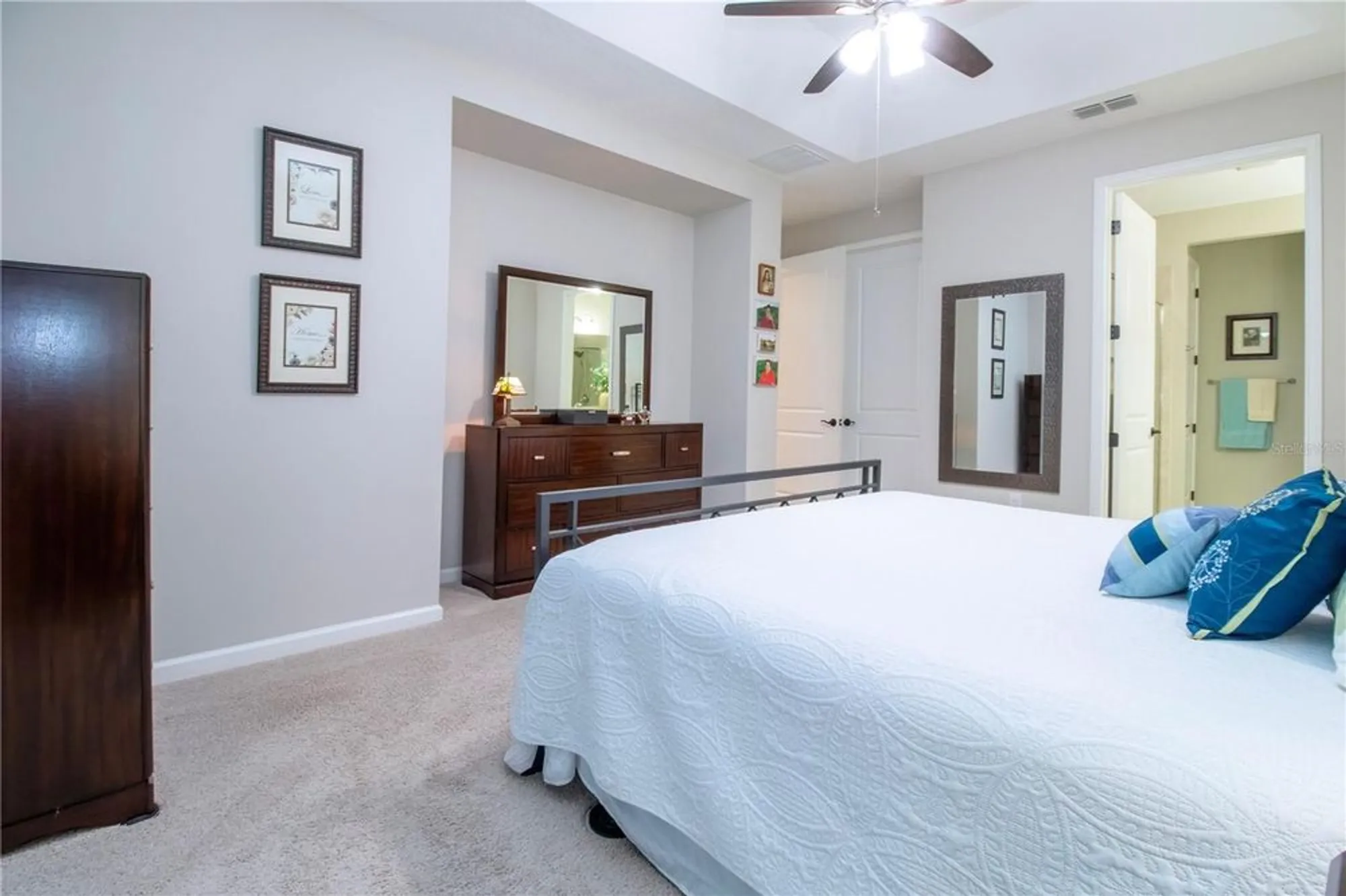 Property Slideshow image 15 of 41 | 11728 meadowgate pl, Bradenton, FL, 34211
